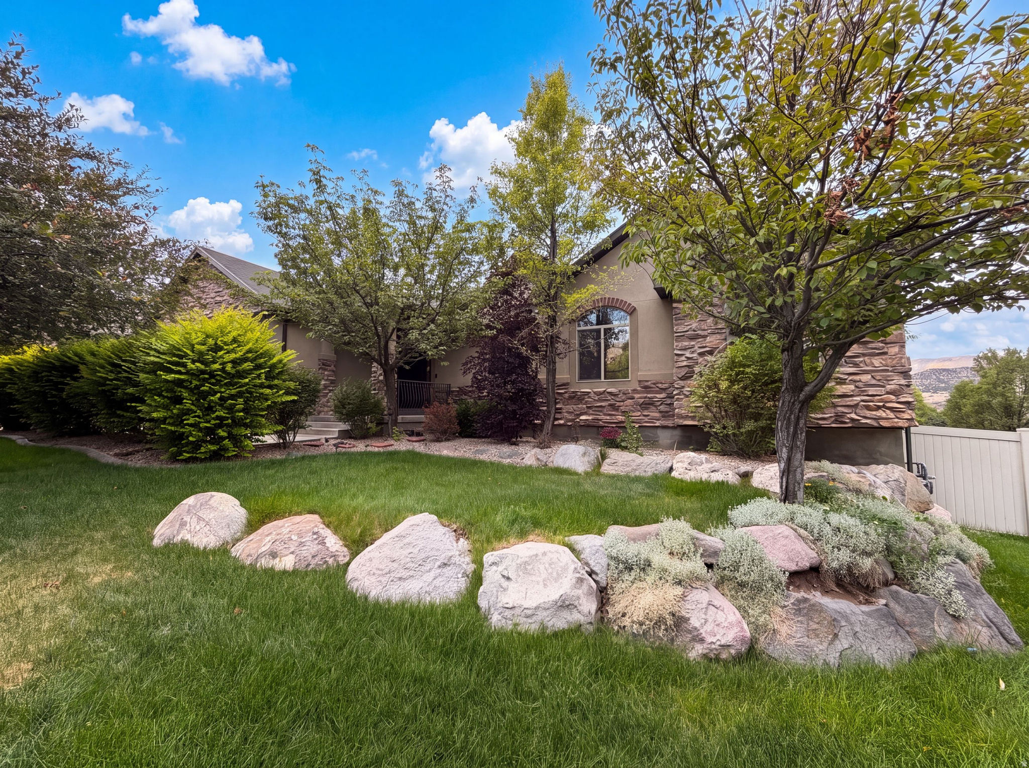 14496 S FOX CREEK DR, Herriman, UT 84096 — photo 1