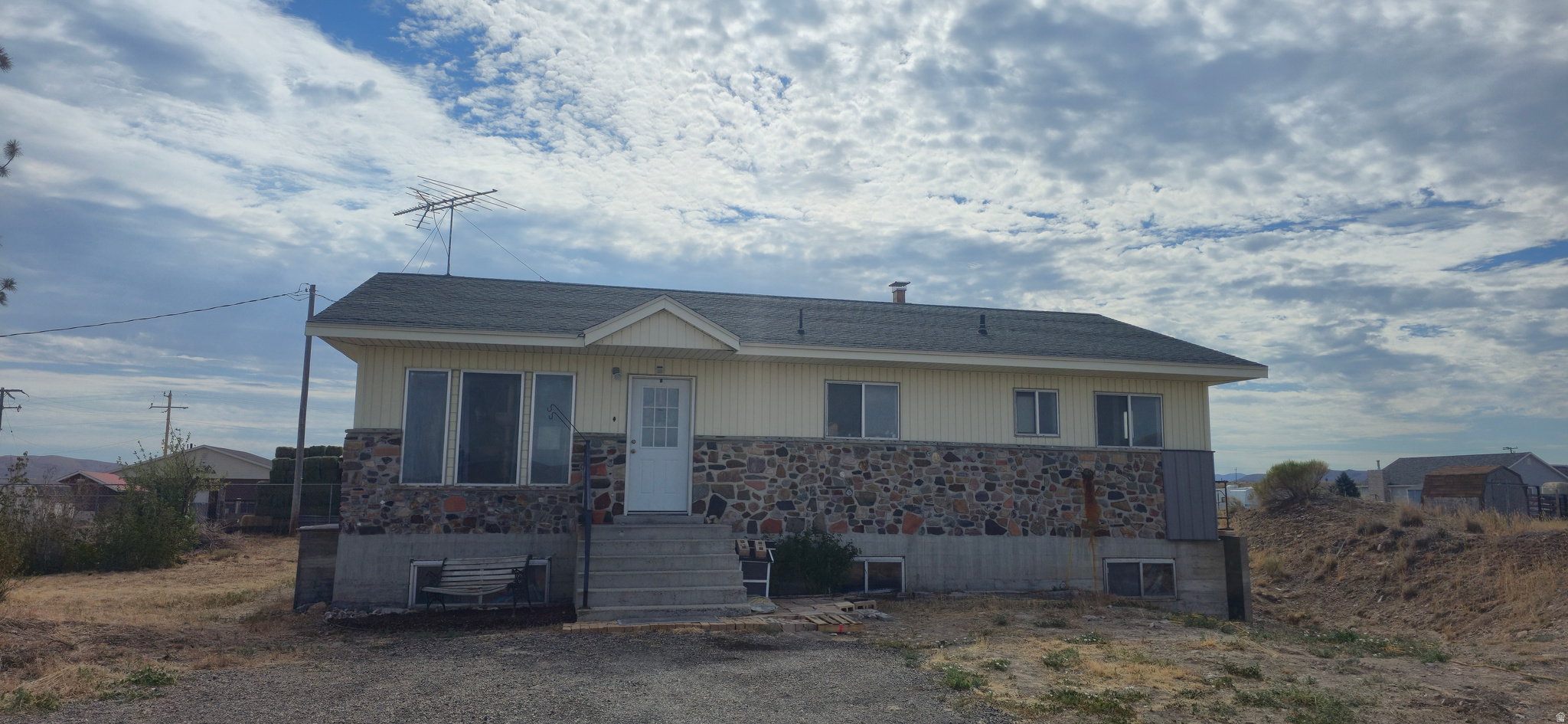 47 W LARSON RD, Vernon, UT 84080 — photo 1