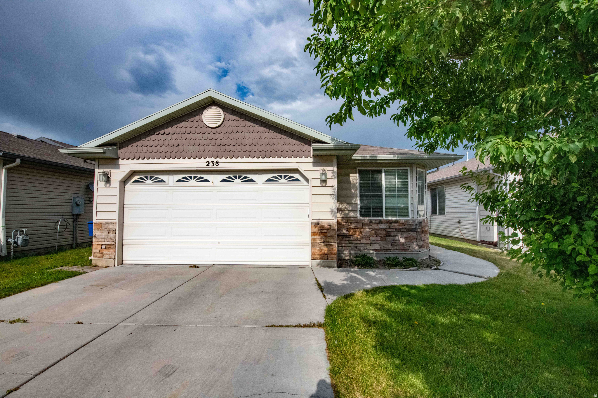 238 N CALEB DR, North Salt Lake, UT 84054 — photo 1