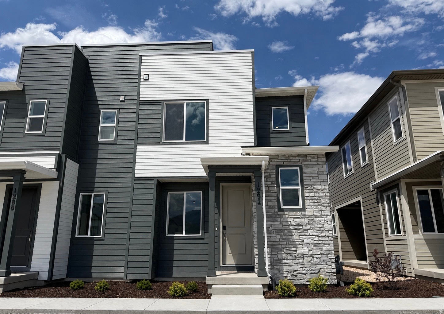 1292 E 1670 N #911, Payson, UT 84651 — photo 1