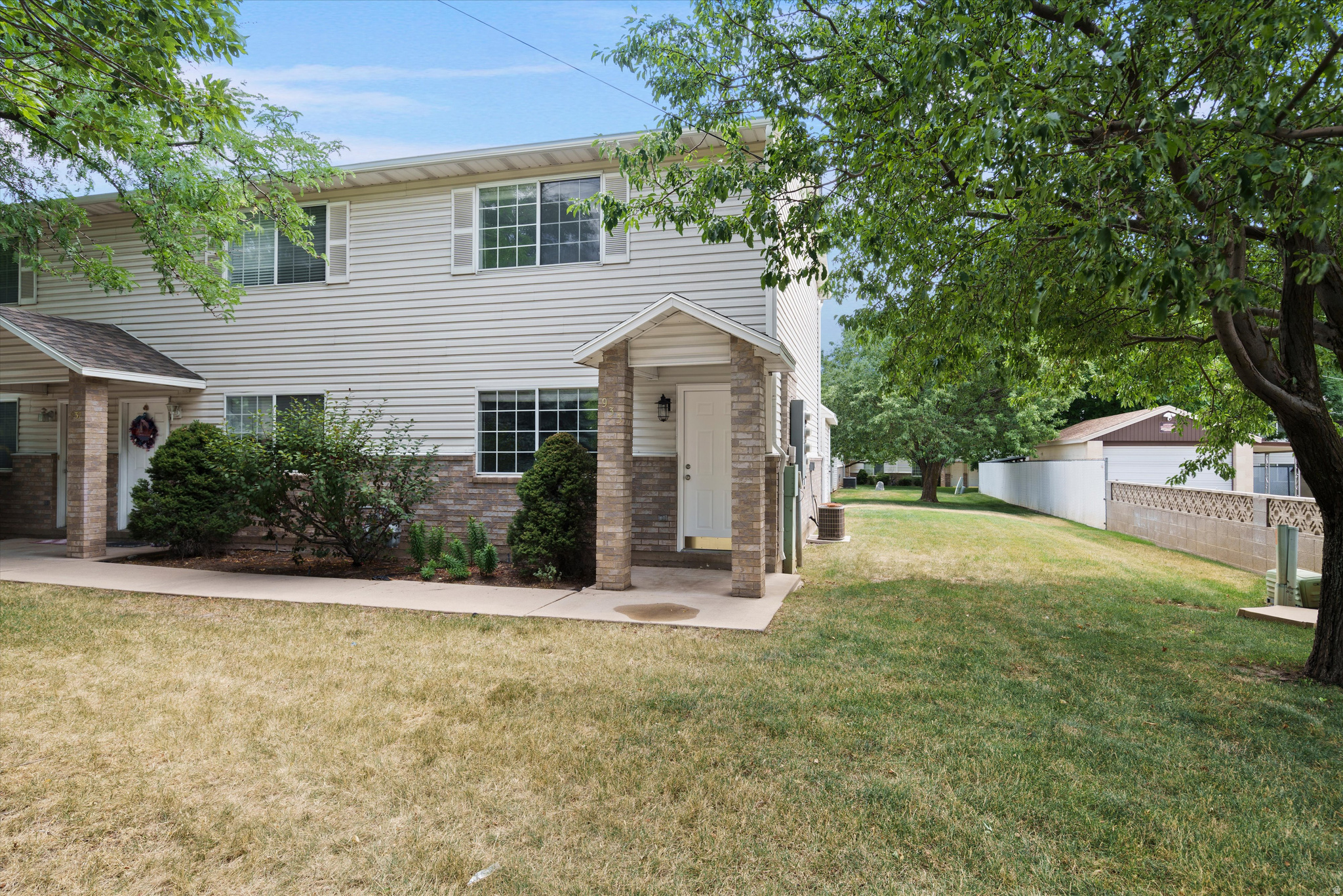 933 12TH ST, Ogden, UT 84404 — photo 1
