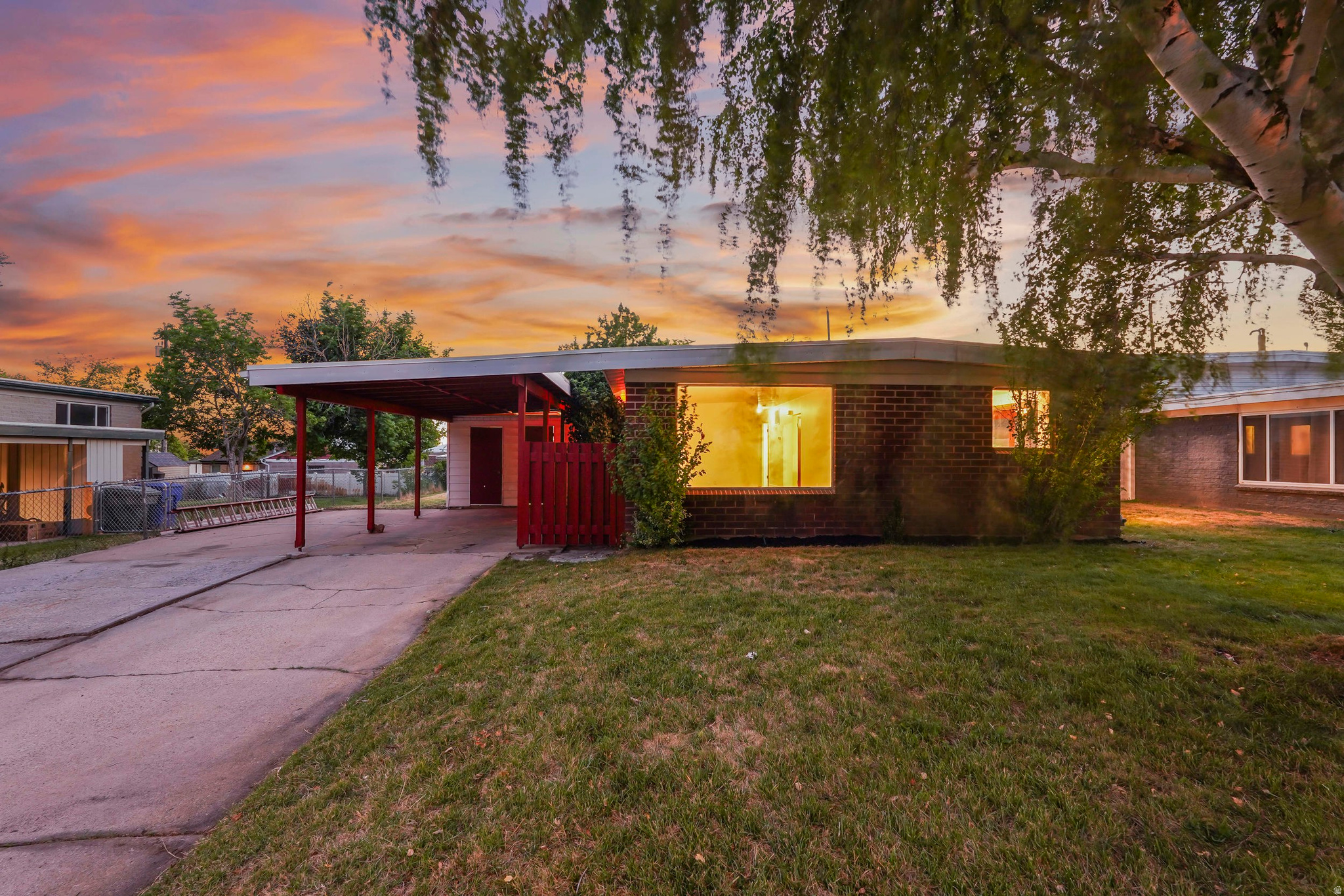 785 SIMORON DR, Ogden, UT 84404 — photo 1