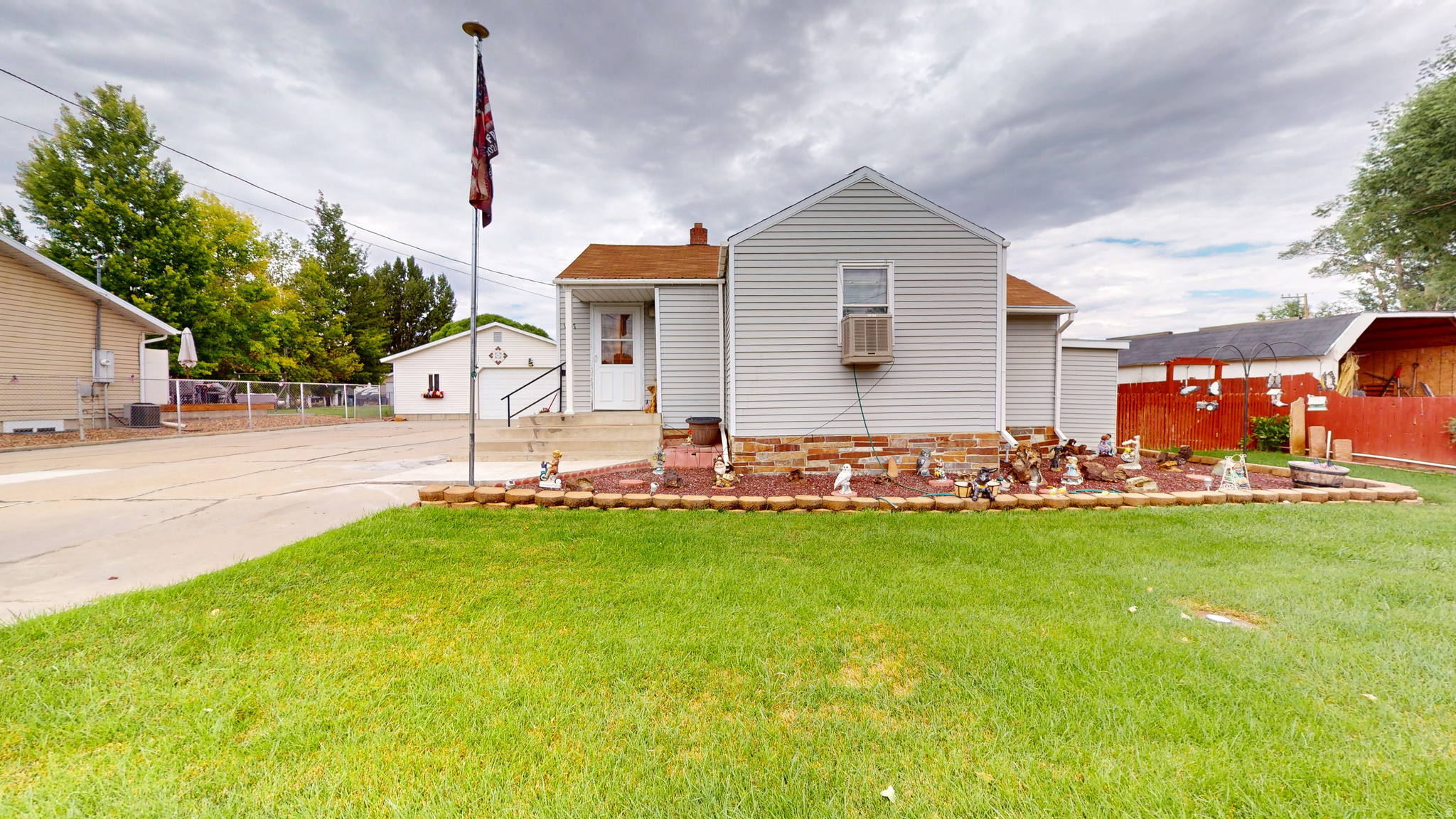 157 E 100 N, Wellington, UT 84542 — photo 1