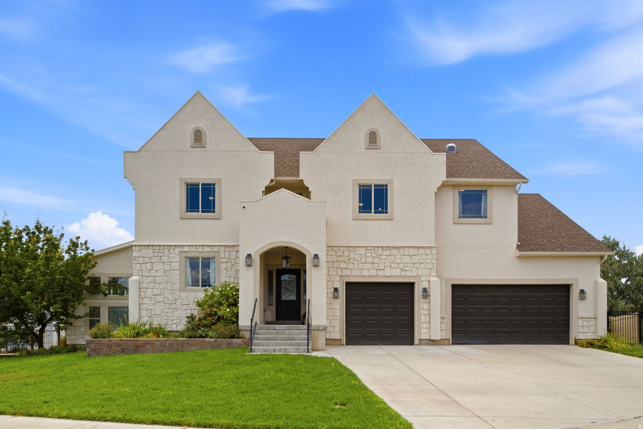 1662 S COUNTRY LN, Lehi, UT 84043 — photo 1