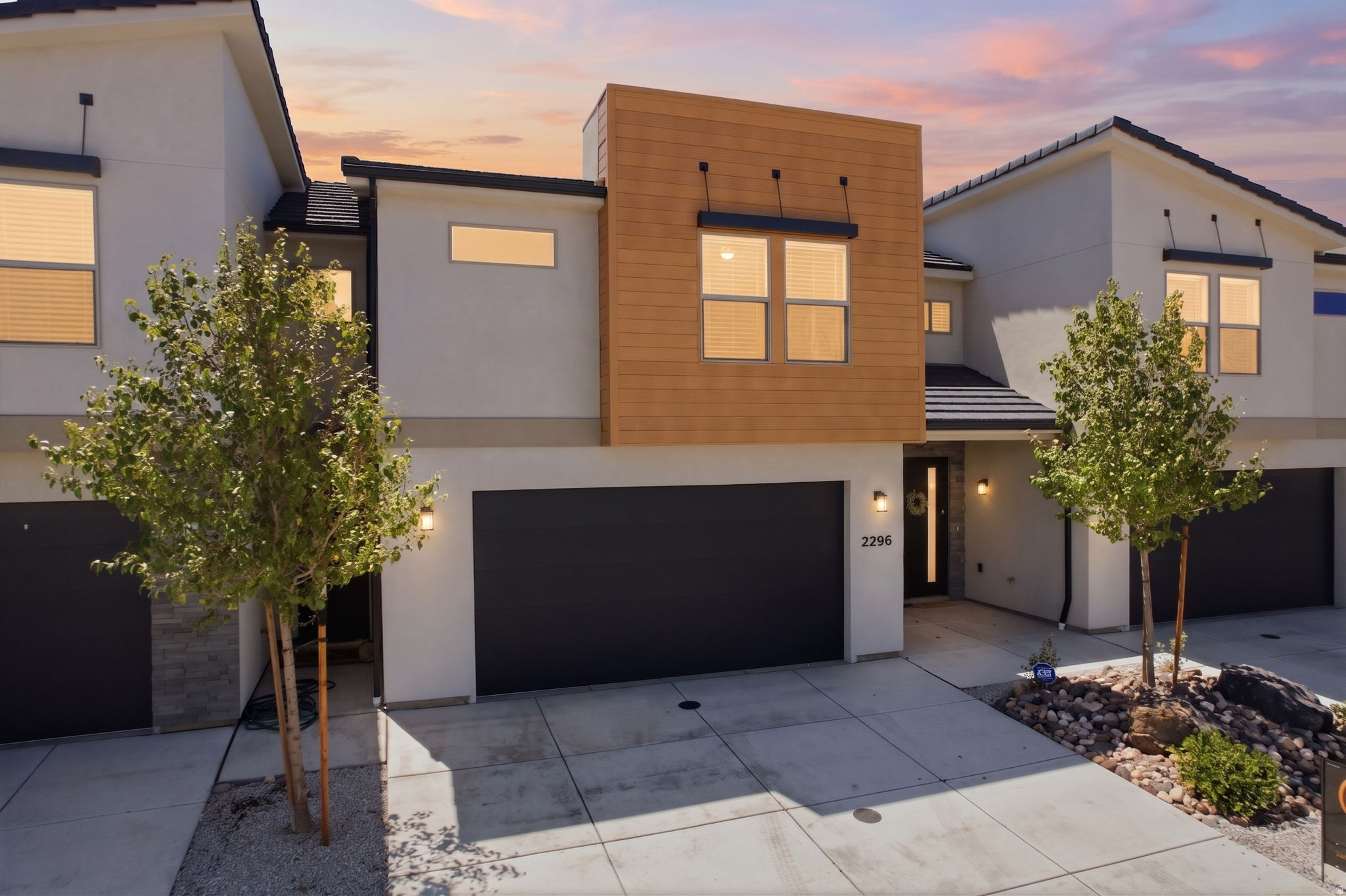 2296 E ALEXANDER LN, St. George, UT 84790 — photo 1