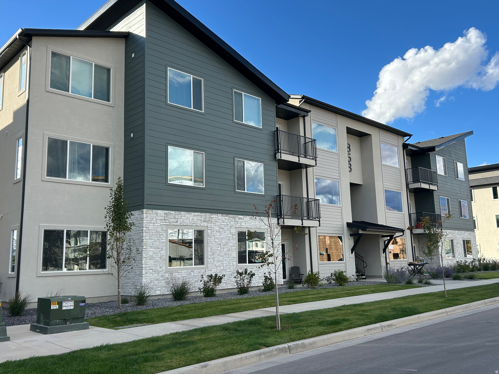 333 E VOLUNTEER  #10-201, Spanish Fork, UT 84660 — photo 1