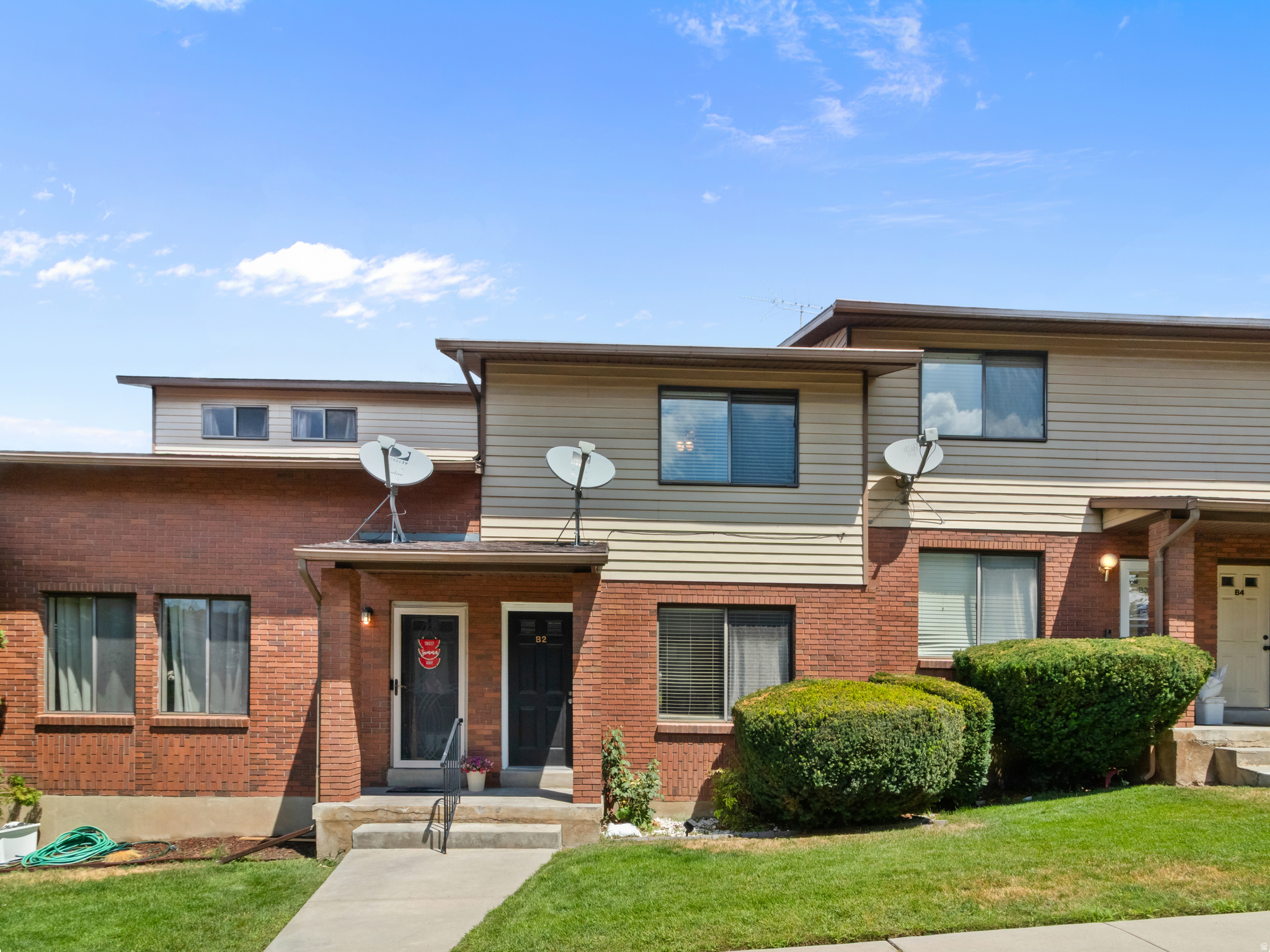 1113  COUNTRY HILLS DR #B2, Ogden, UT 84403 — photo 1