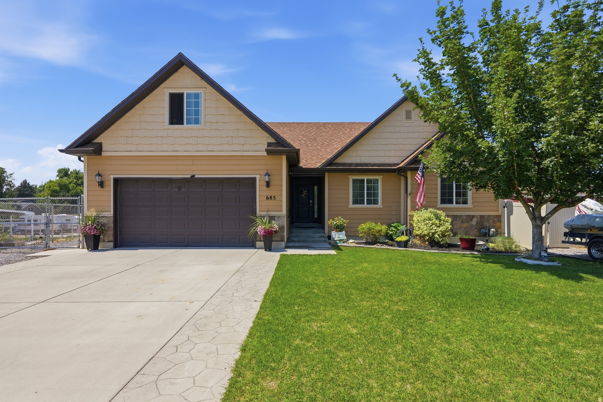 685 N 200 W, Lehi, UT 84043 — photo 1