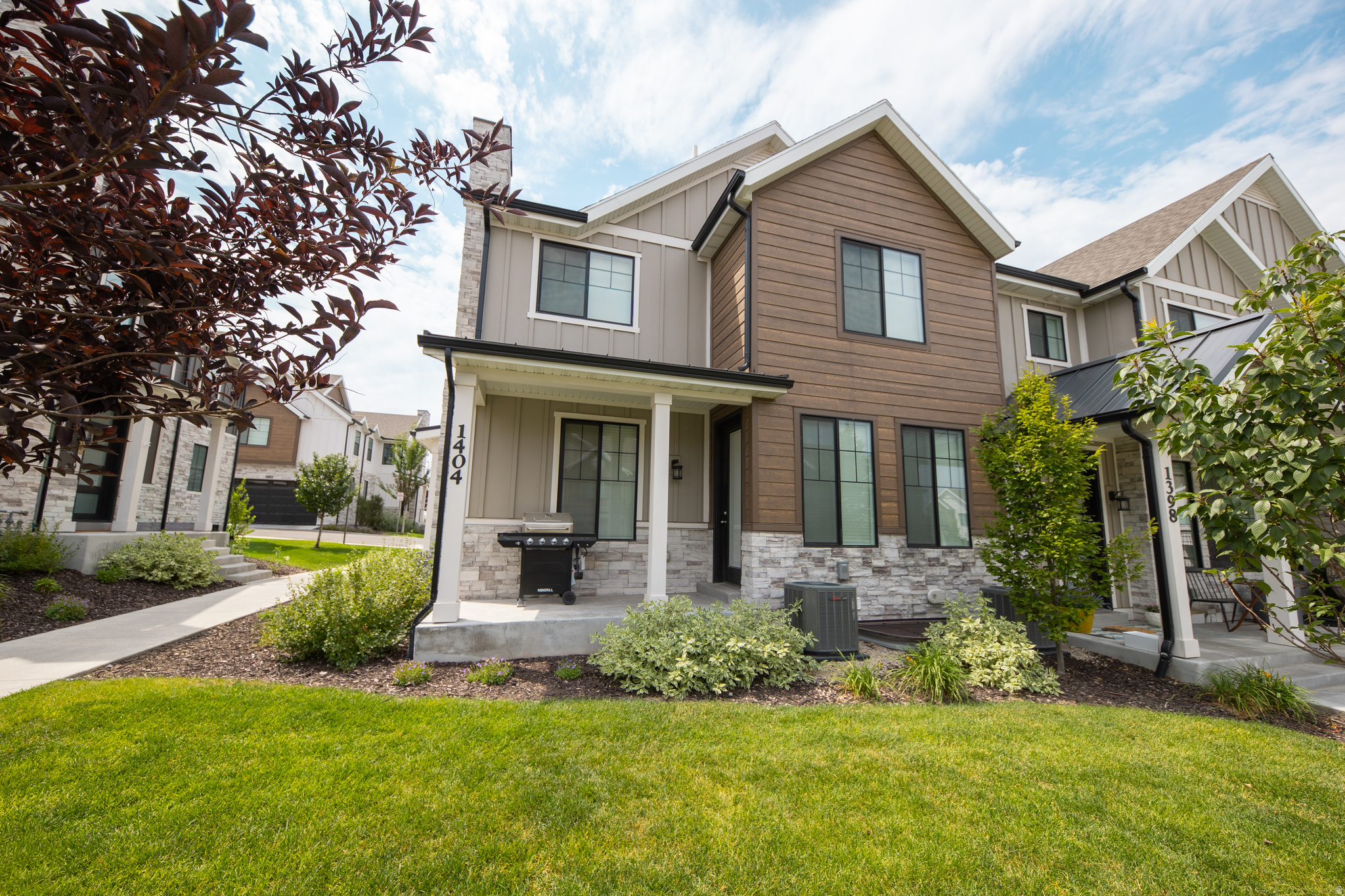 1404 E RUSTIC WOOD CT, Sandy, UT 84092 — photo 1