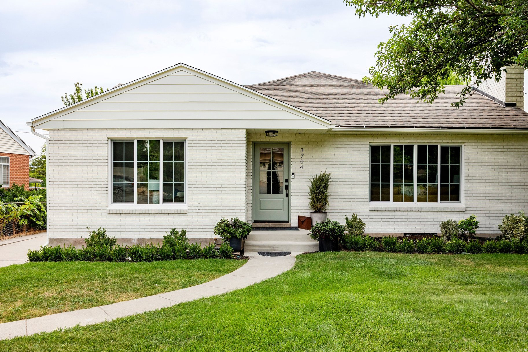3704 S 2455 E, Salt Lake City, UT 84109 — photo 1