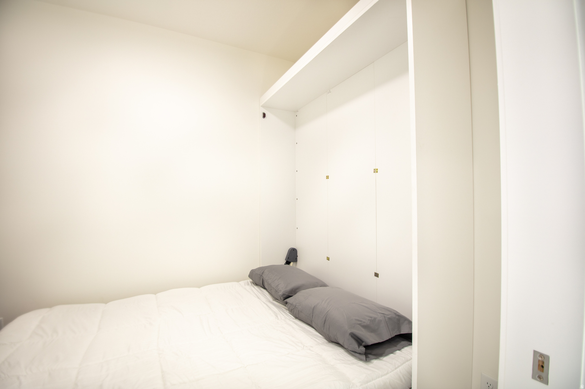 2085 N MAIN ST #412, Sunset, UT 84015 — photo 1