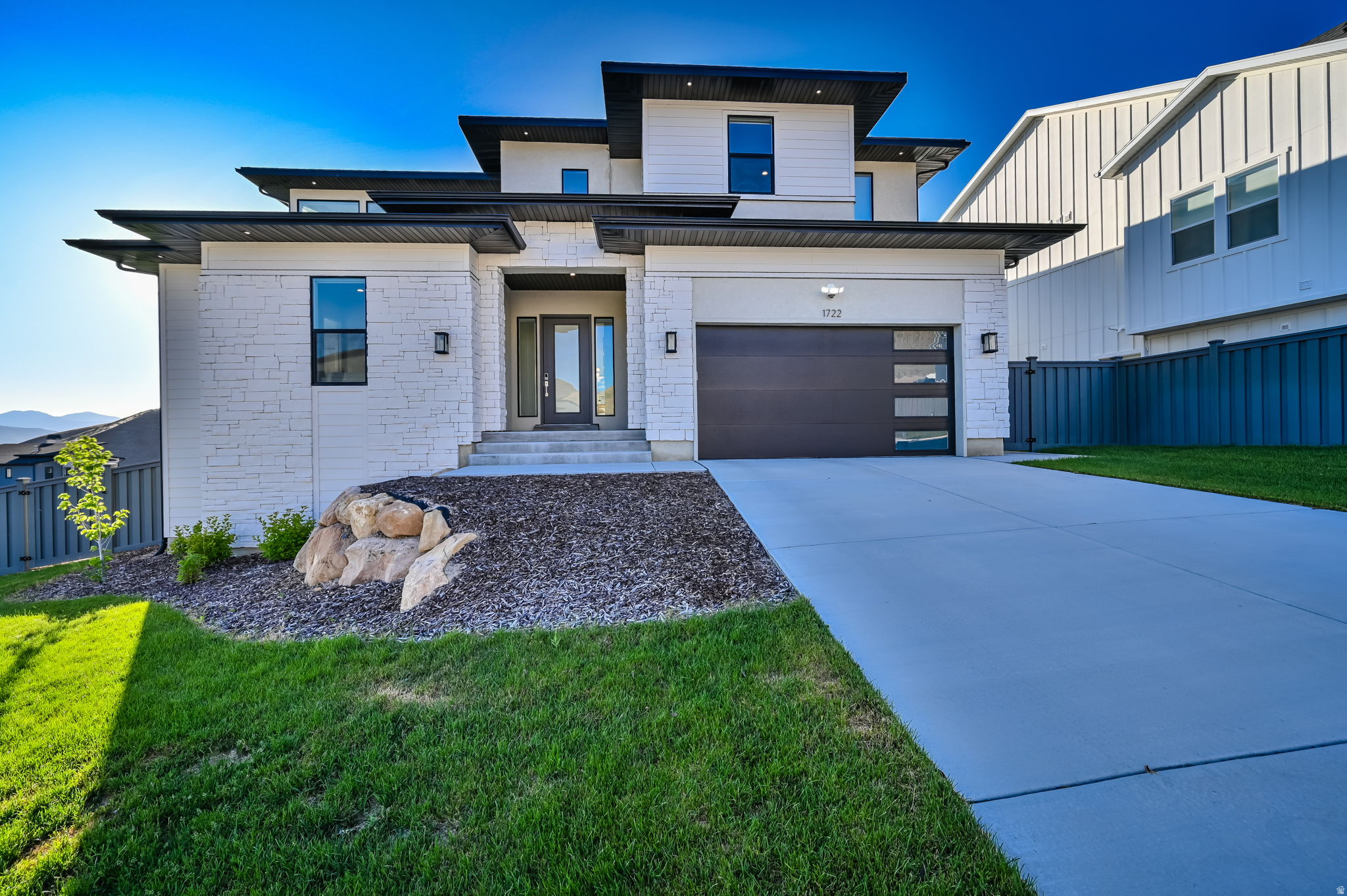 1722 W OAKRIDGE CIR, Lehi, UT 84043 — photo 1