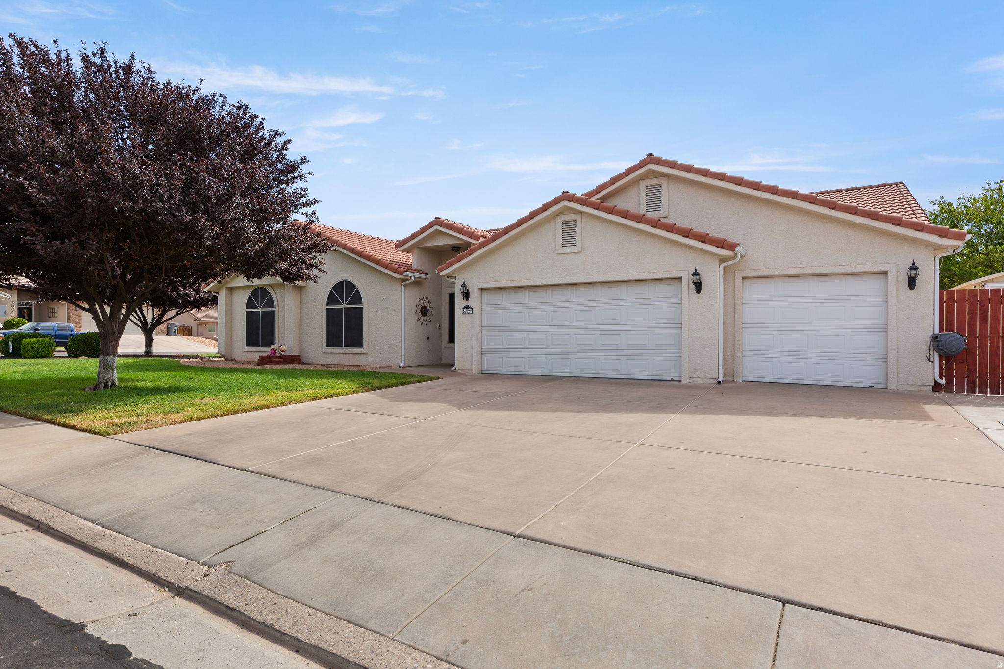 682 N 2240 E, St. George, UT 84790 — photo 1