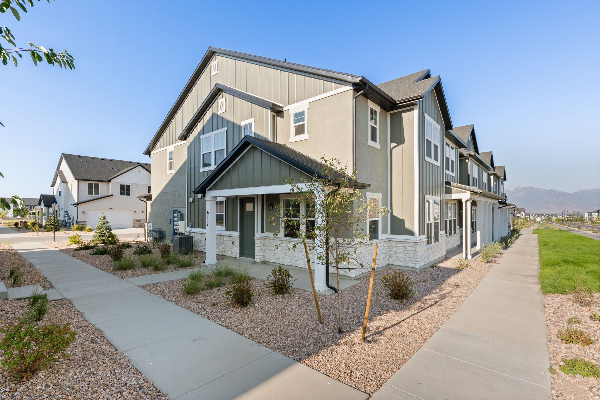 6737 W JUMBO ROCKS LN #243, Herriman, UT 84096 — photo 1