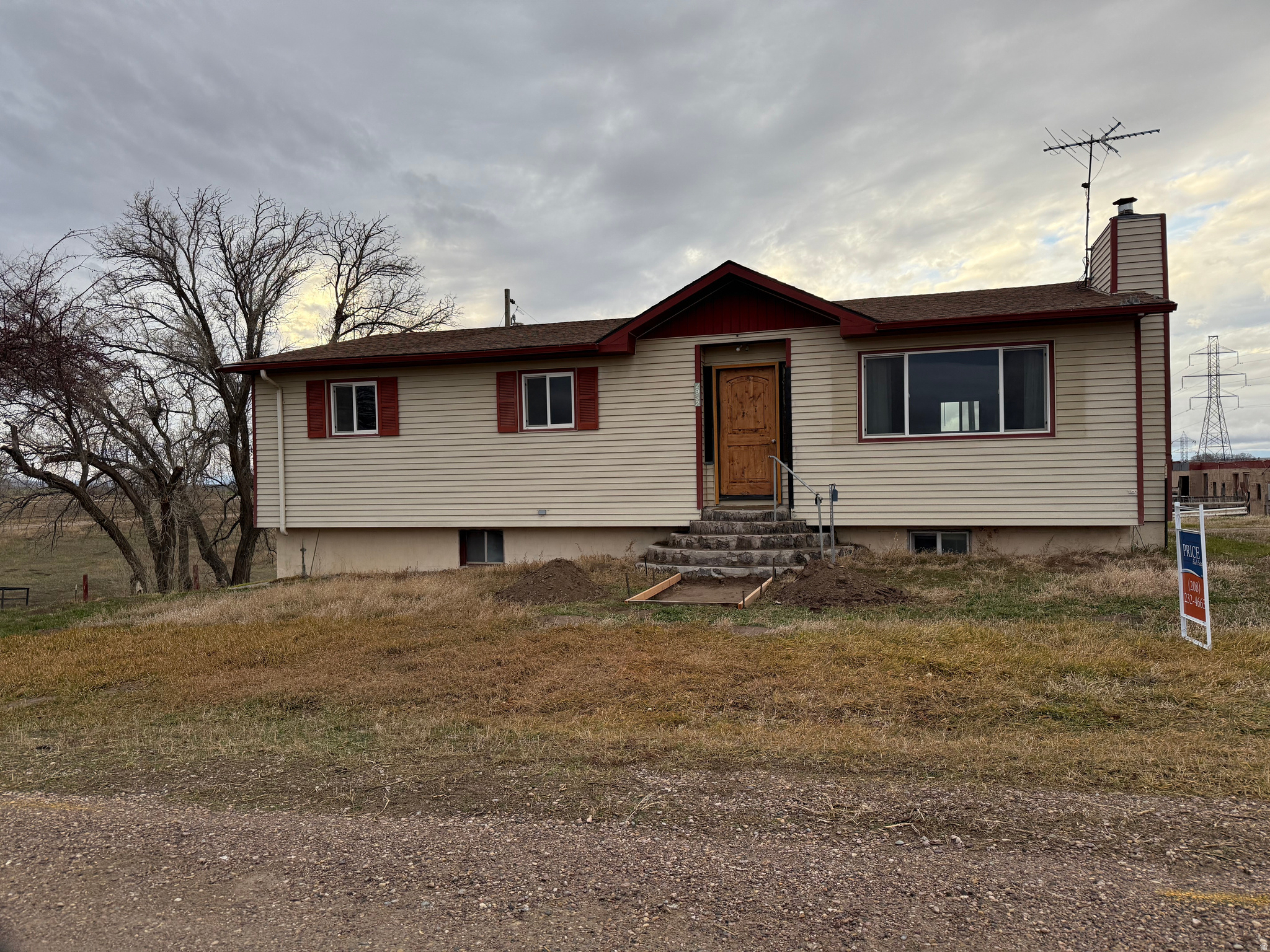 2932 S ARTHUR, American Falls, ID 83211 — photo 1