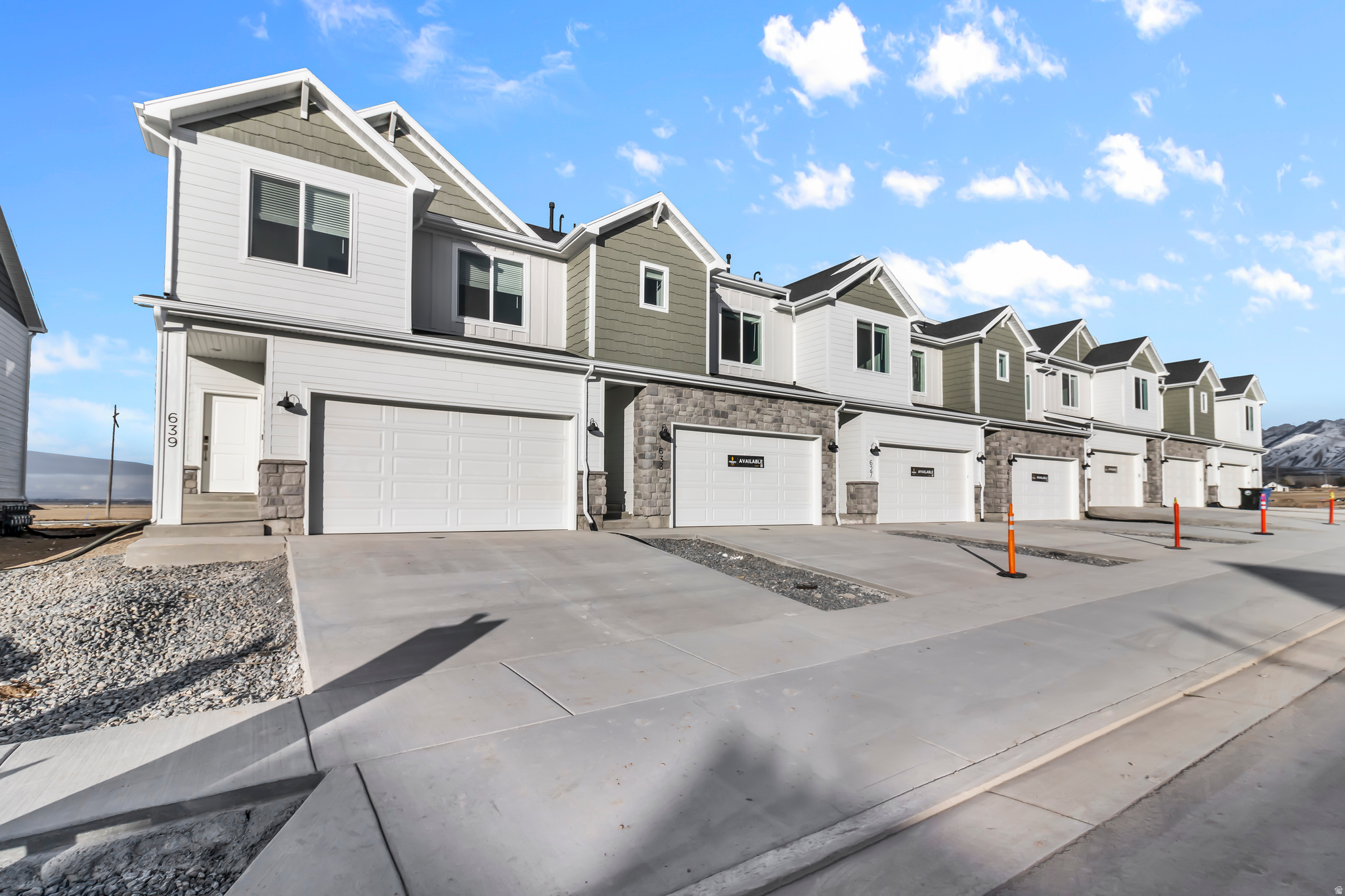 743 W 725 N, Smithfield, UT 84335 — photo 1