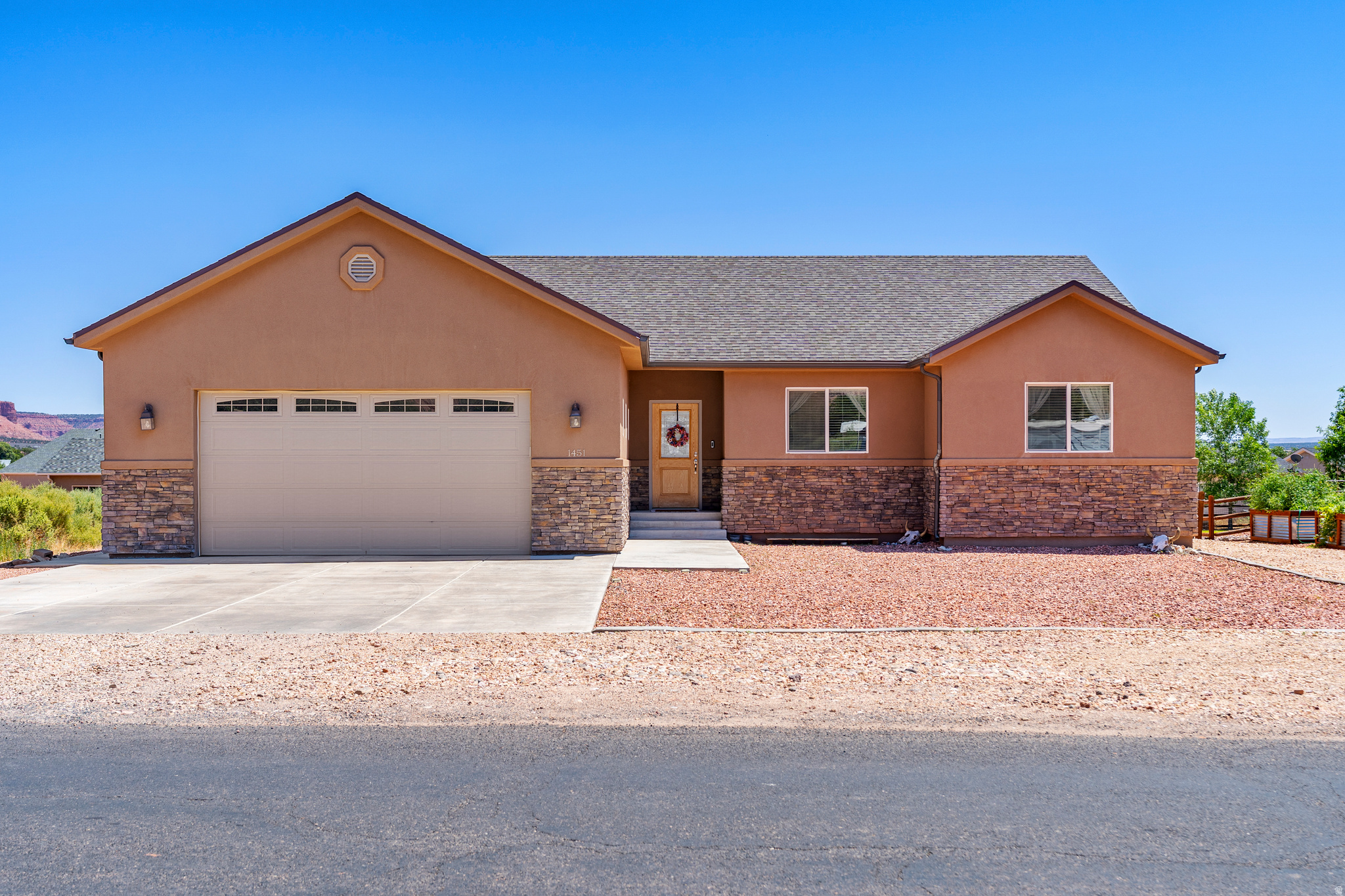 1451 S ESCALANTE DR, Kanab, UT 84741 — photo 1