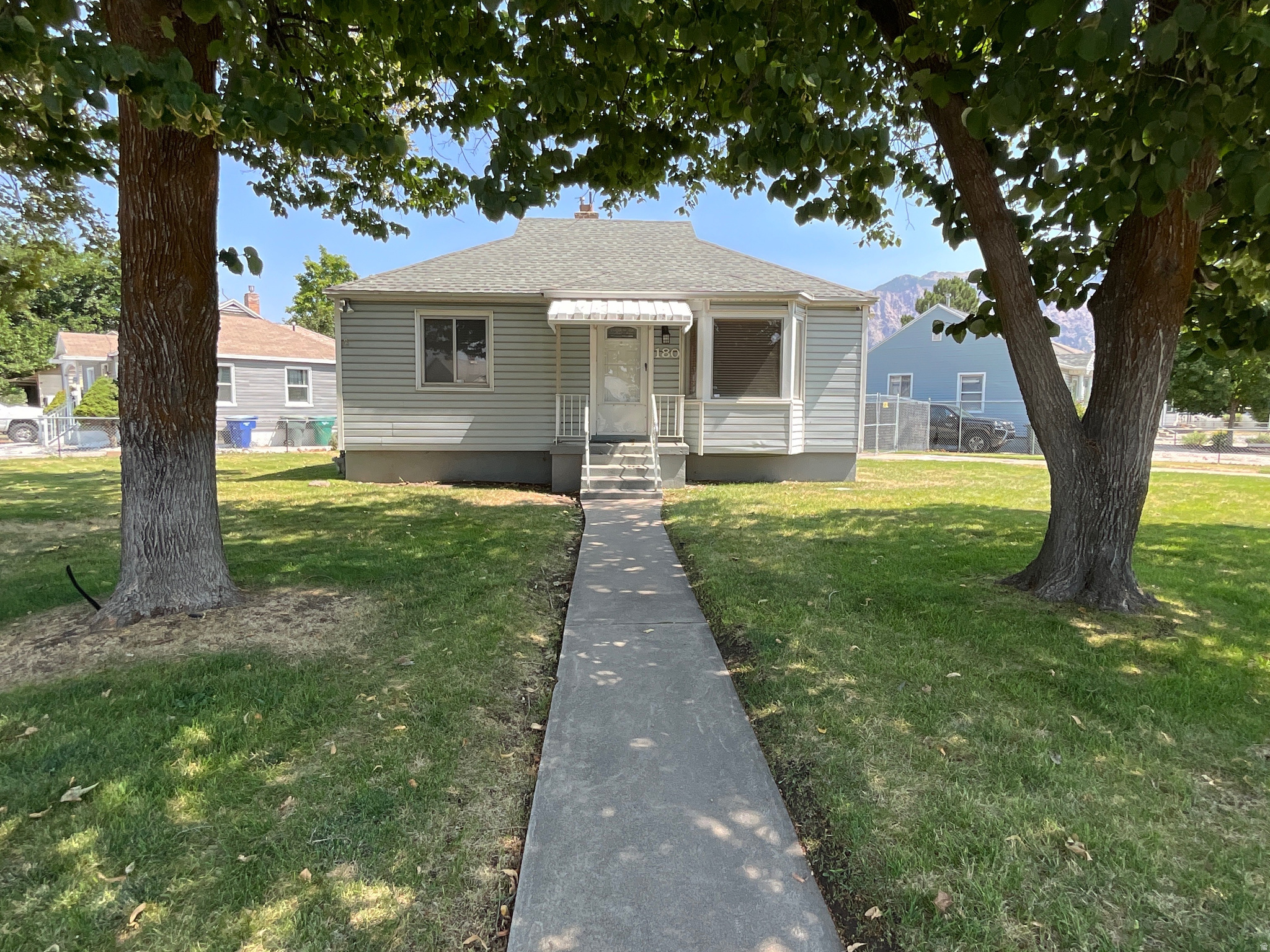 180  MOND ST, Ogden, UT 84404 — photo 1
