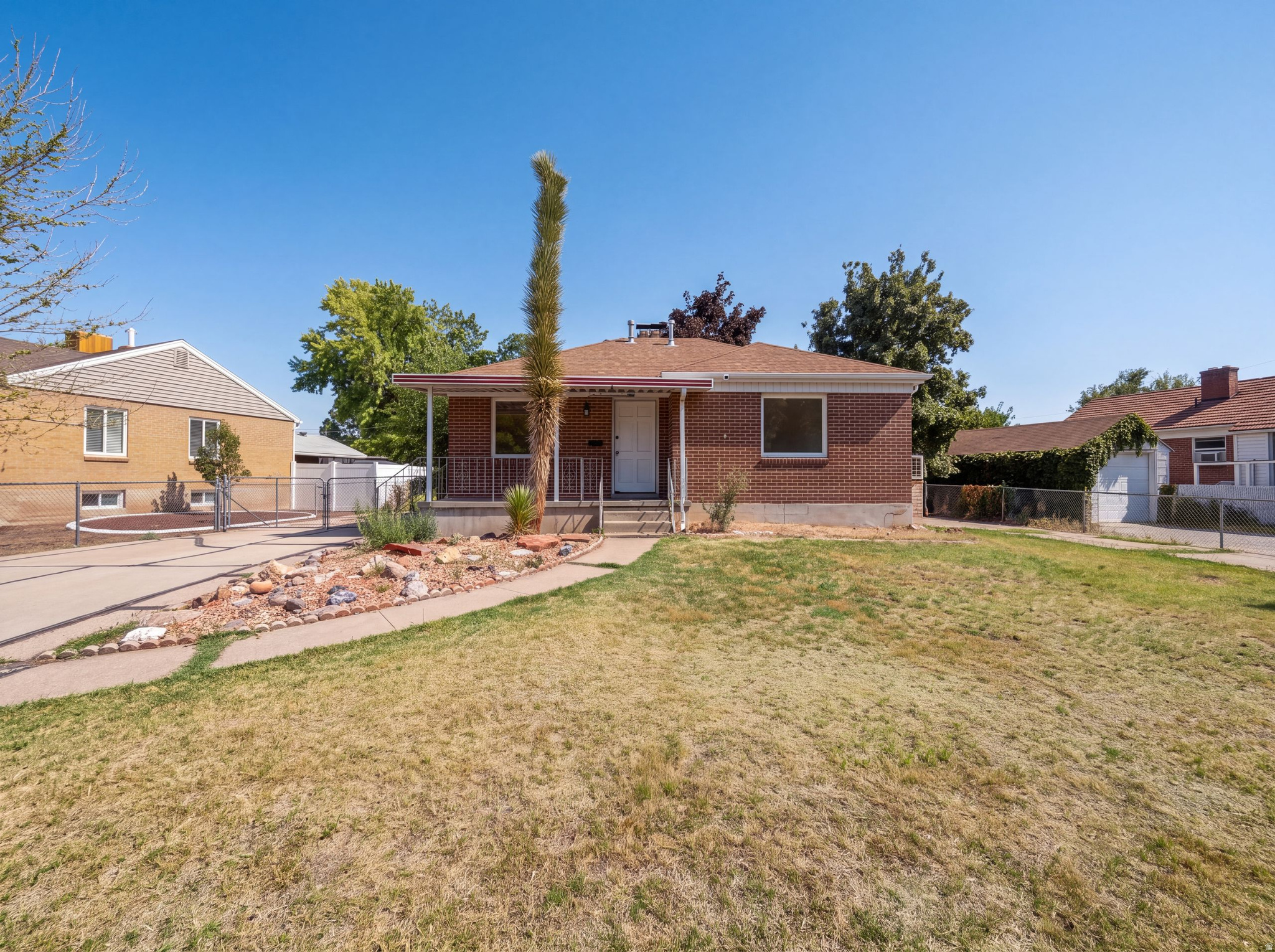116 ROSS DR, Clearfield, UT 84015 — photo 1