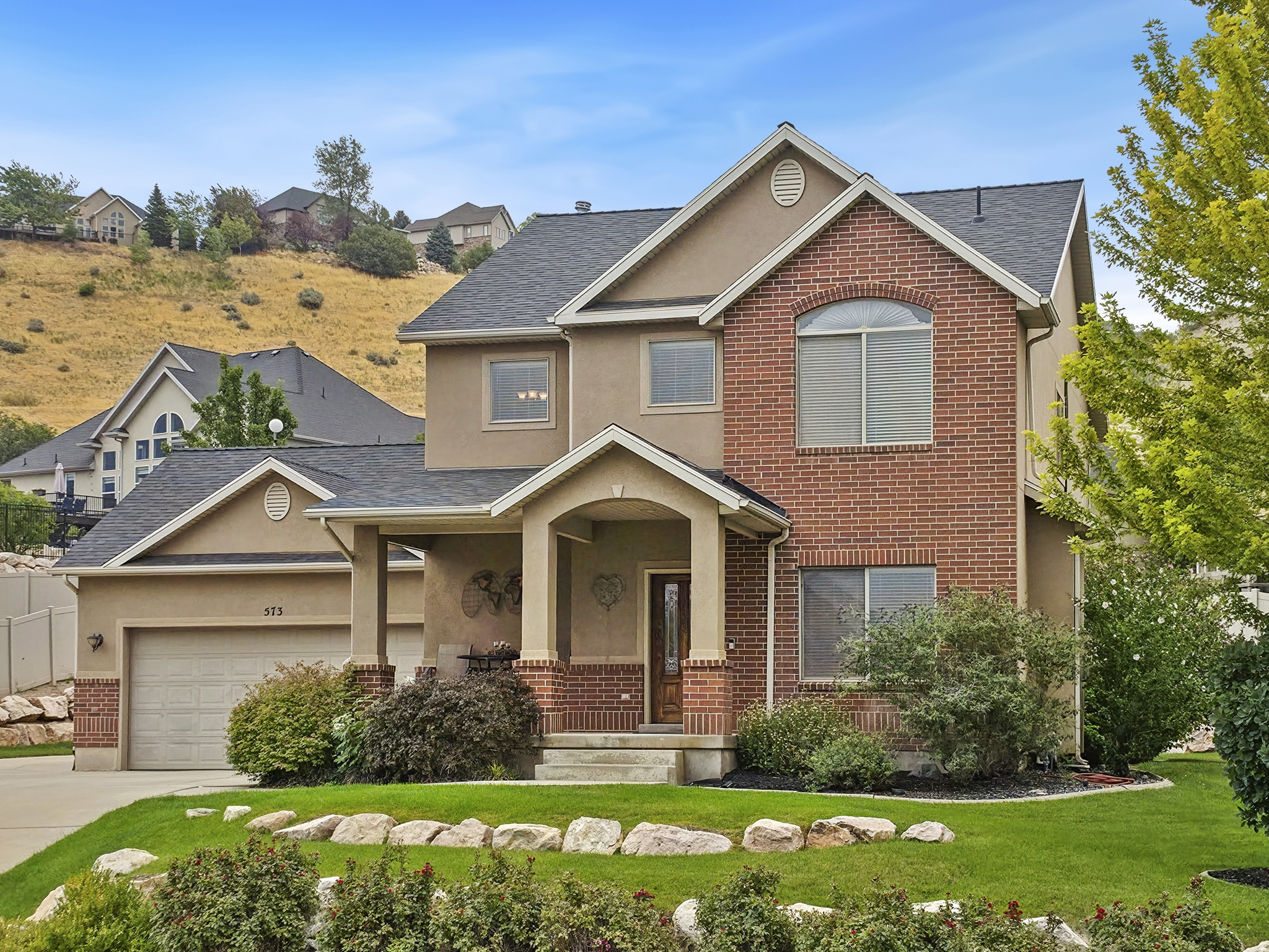 573 CANYON VIEW CIR, North Salt Lake, UT 84054 — photo 1