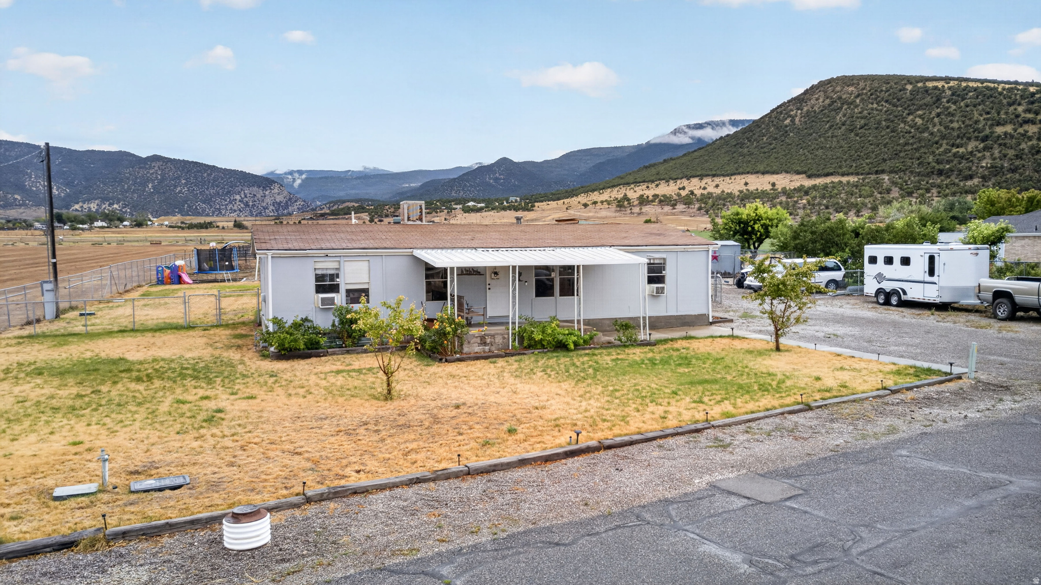 265 S 400 E, Mayfield, UT 84643 — photo 1