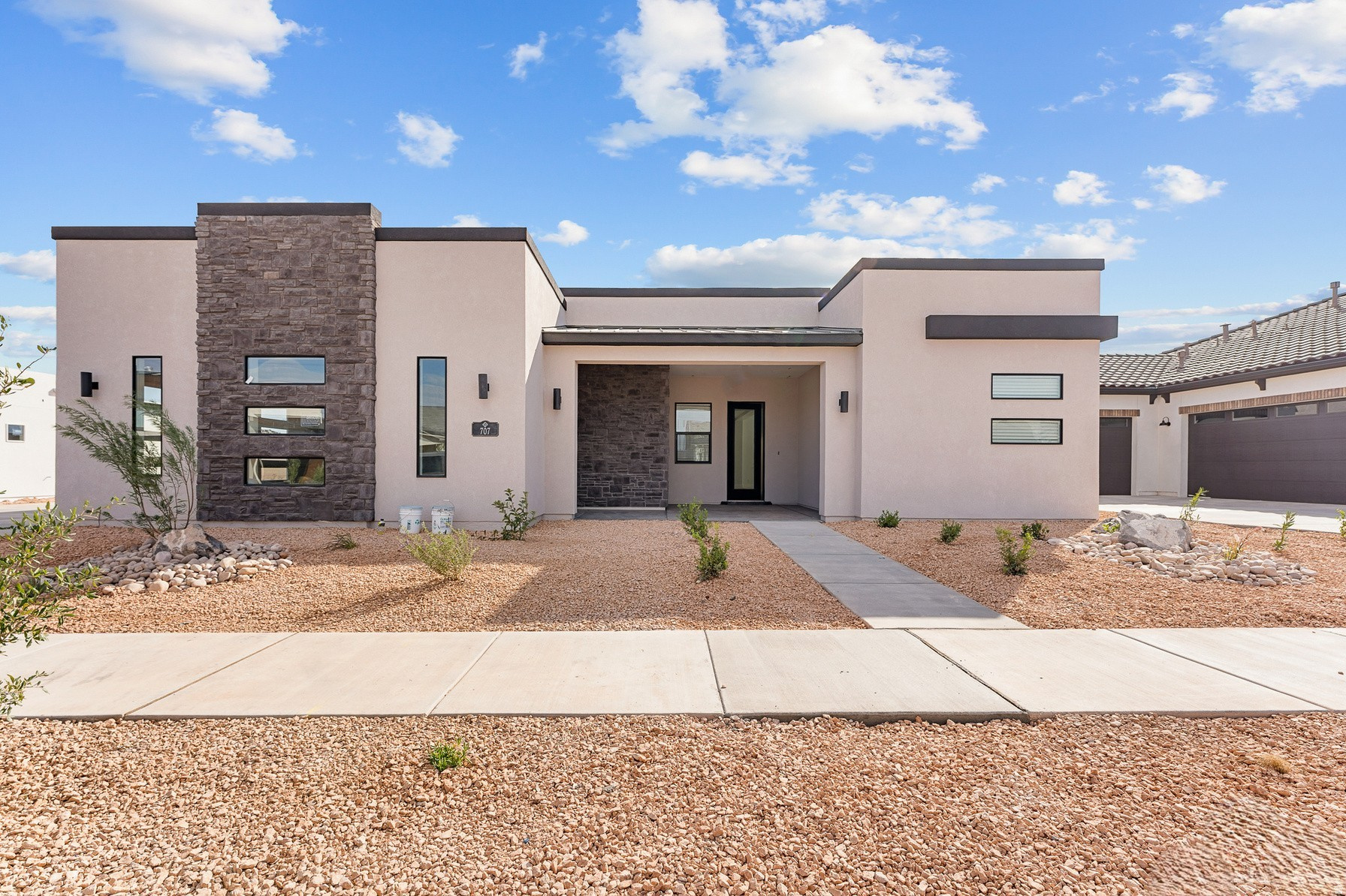 707 W SPRING LILY DR, St. George, UT 84790 — photo 1