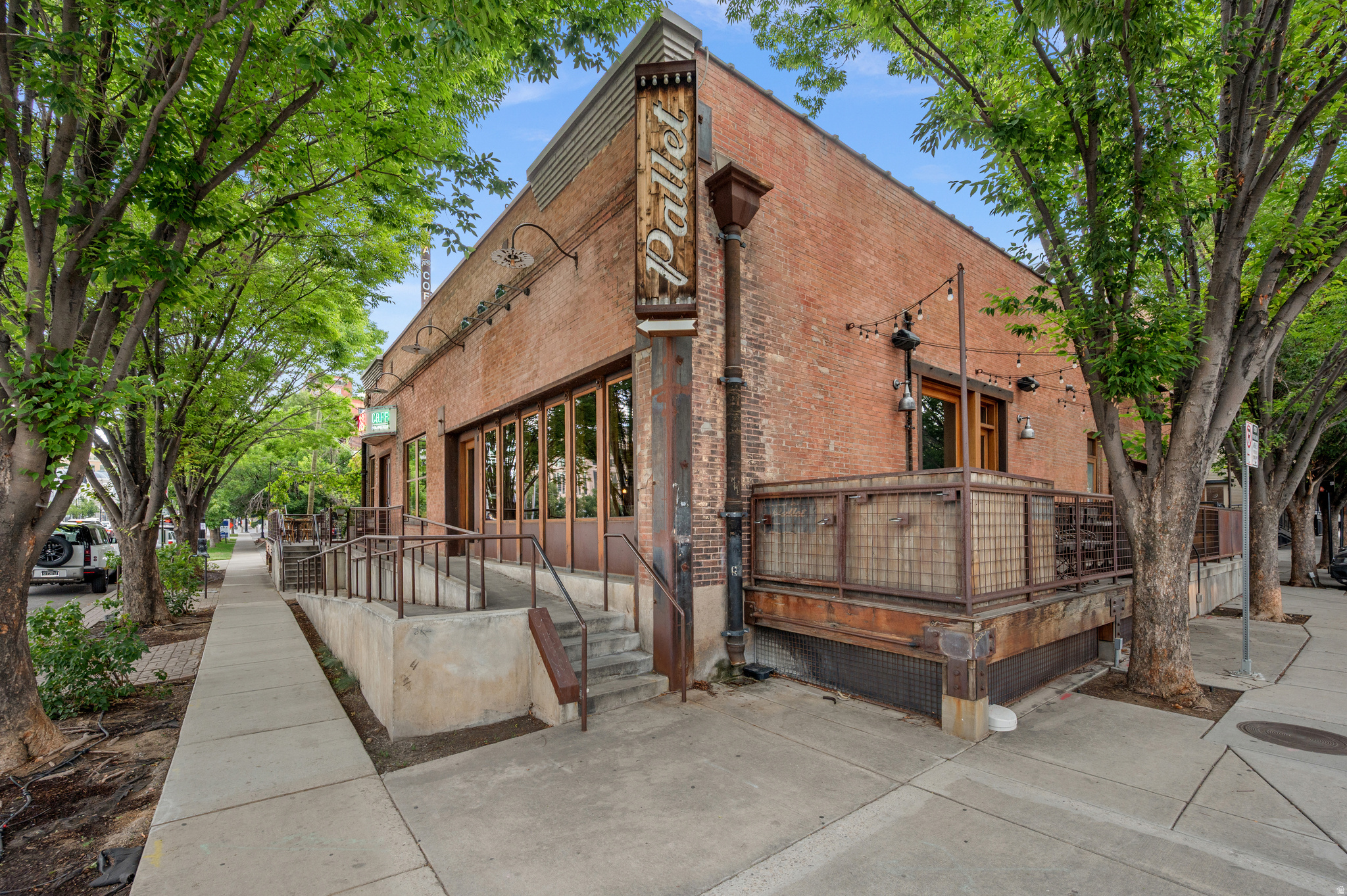 235 S 400 W, Salt Lake City, UT 84101 — photo 1
