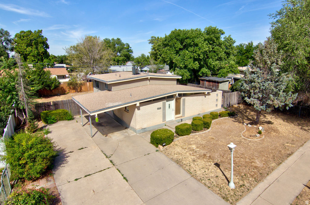 669 N COLONIAL ST, Layton, UT 84041 — photo 1