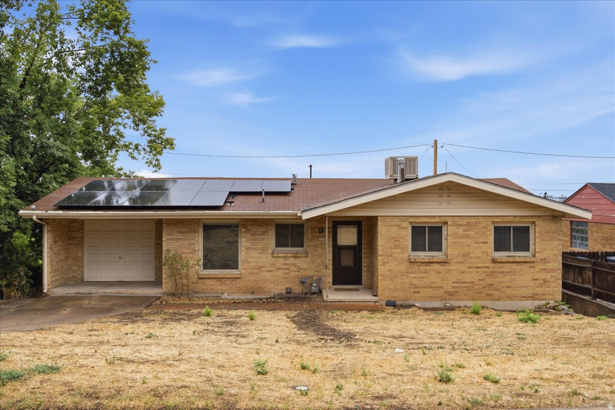 9 SYLVIA DR, South Ogden, UT 84405 — photo 1