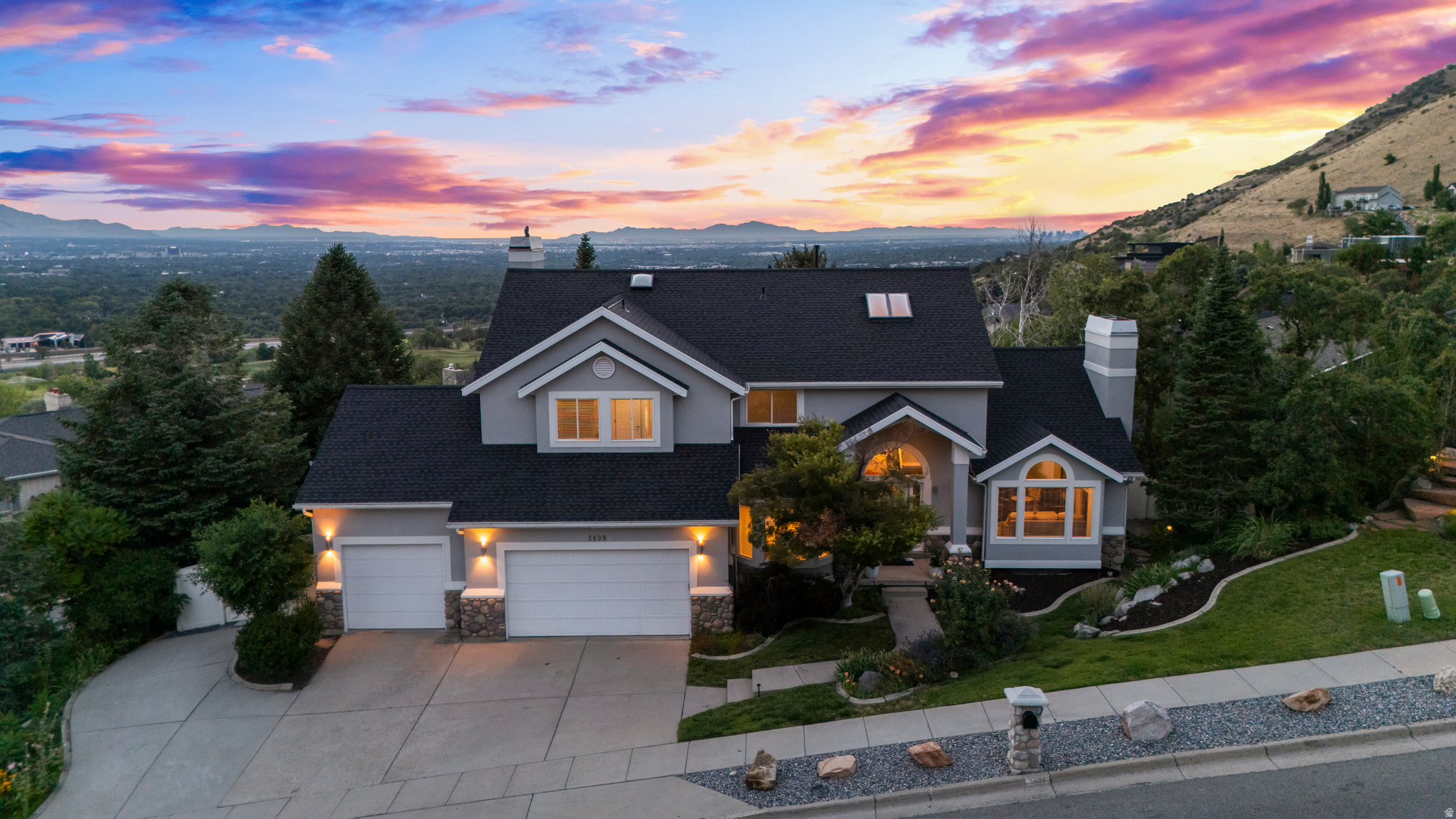 3439 E CANYON COVE DR, Holladay, UT 84121 — photo 1