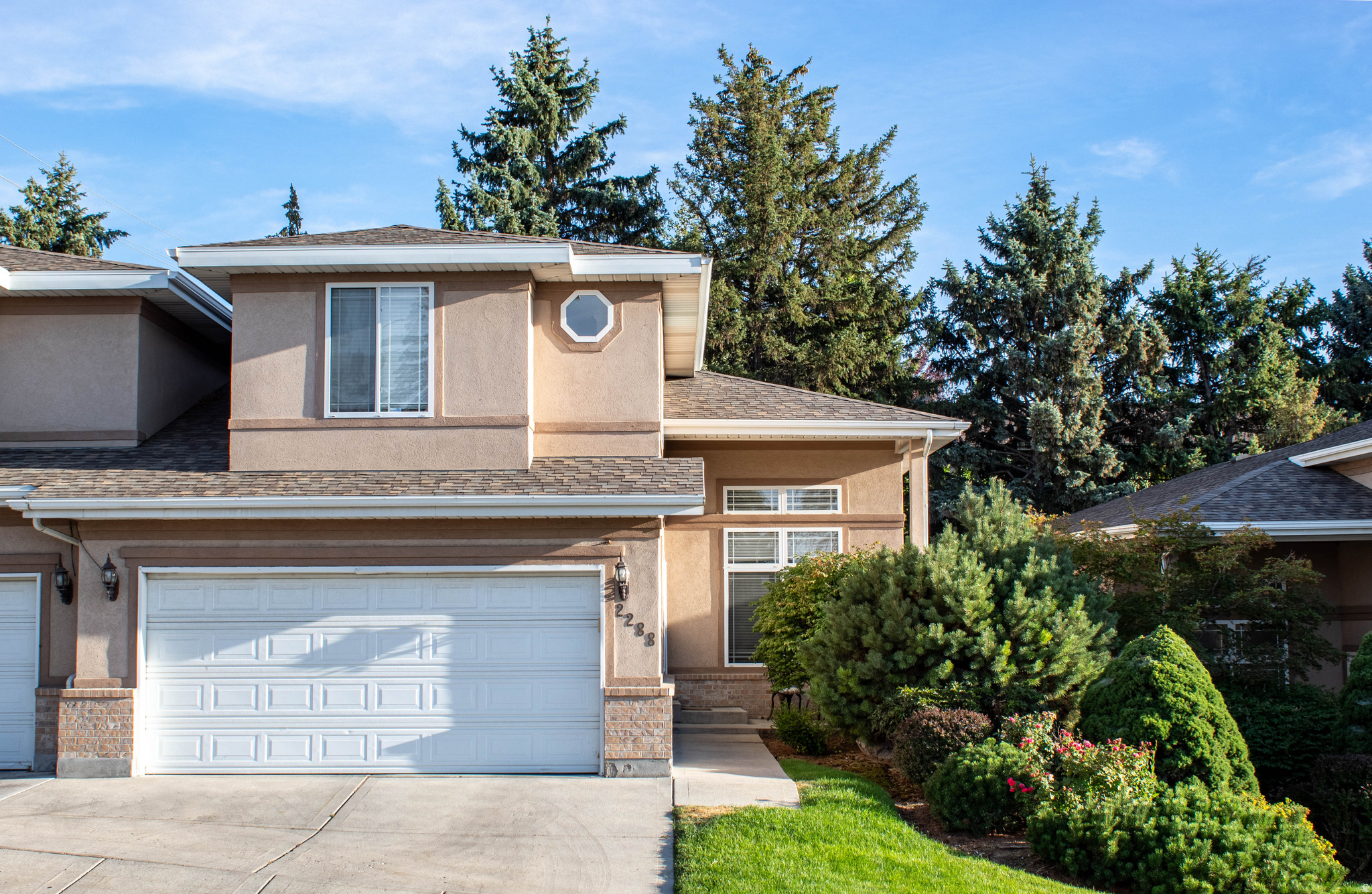 2288 E EMERALD HILLS CT, Cottonwood Heights, UT 84121 — photo 1