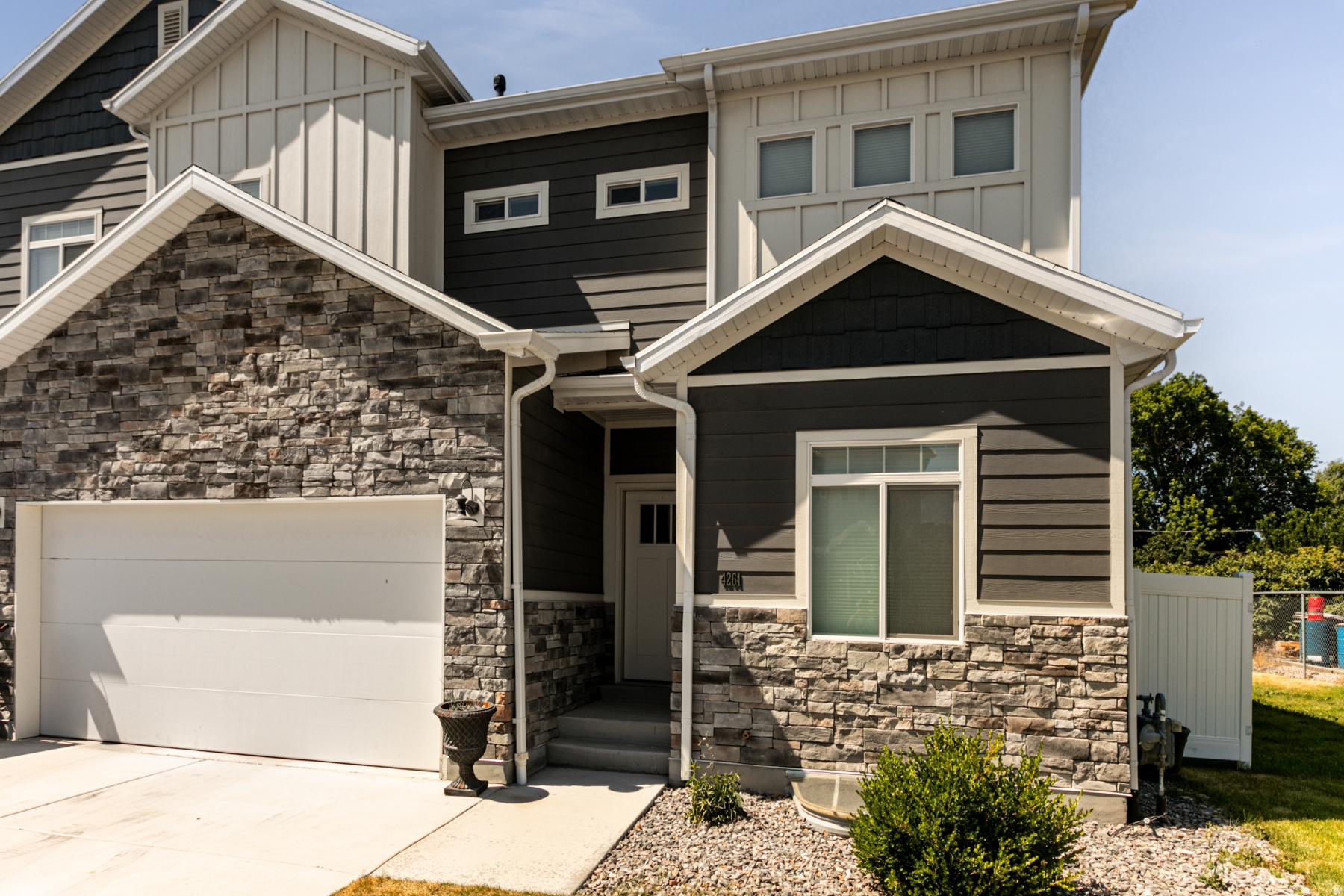 4261 S STEELE CT, Millcreek, UT 84107 — photo 1