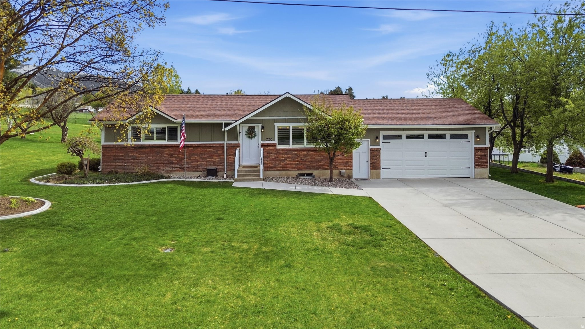 220 E 300 N, Hyde Park, UT 84318 — photo 1
