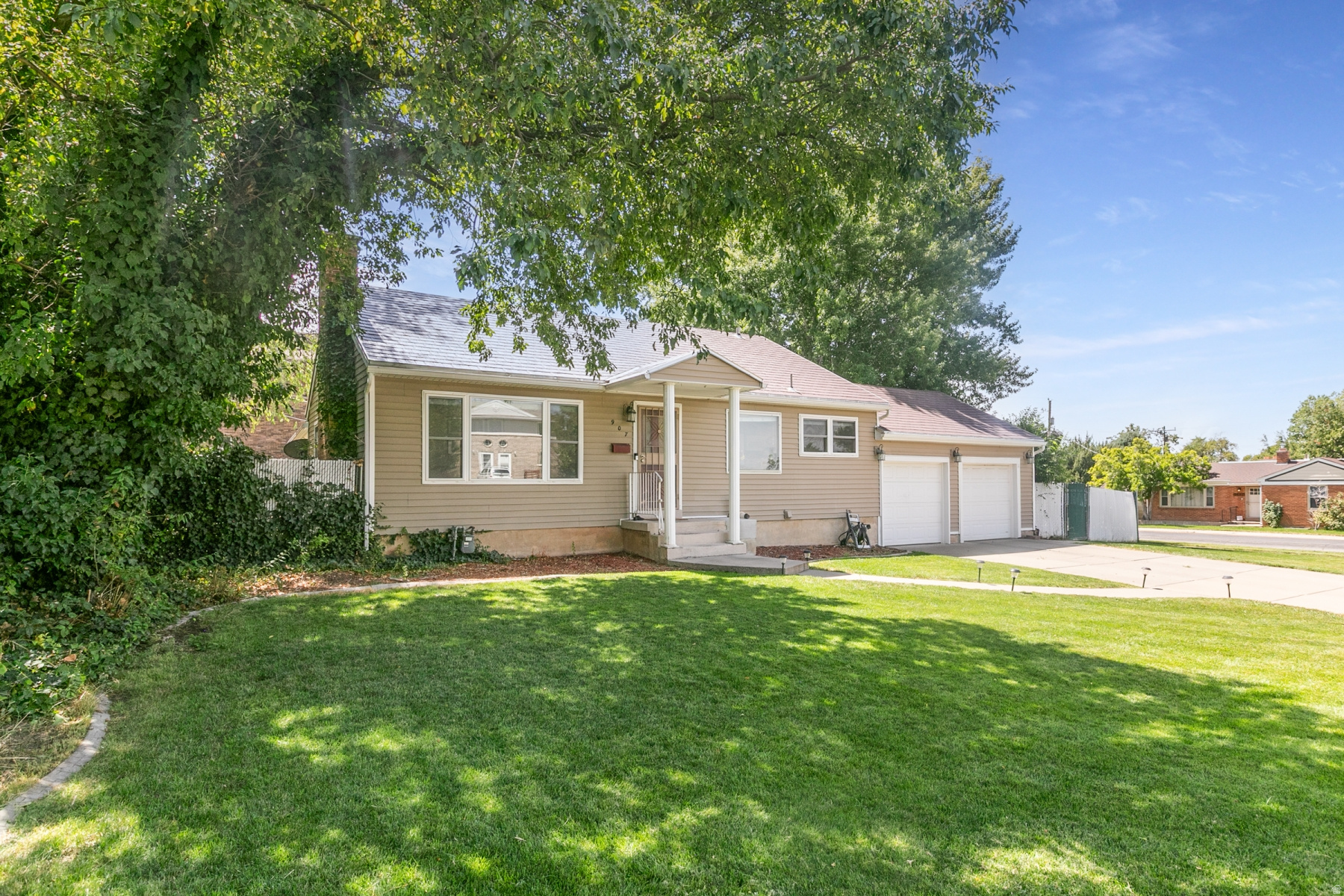 907 MAPLE ST, Ogden, UT 84403 — photo 1