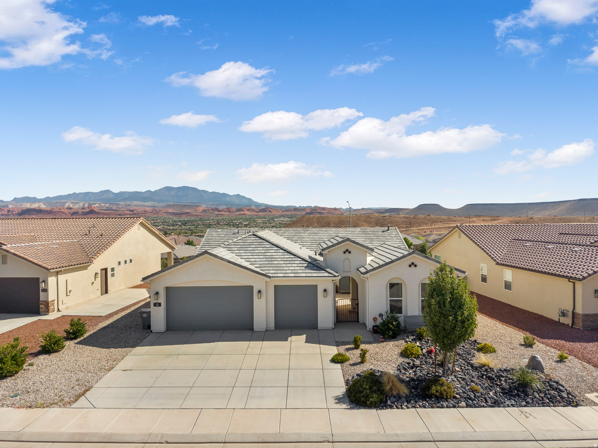 583 S ALSERIO LN, St. George, UT 84770 — photo 1