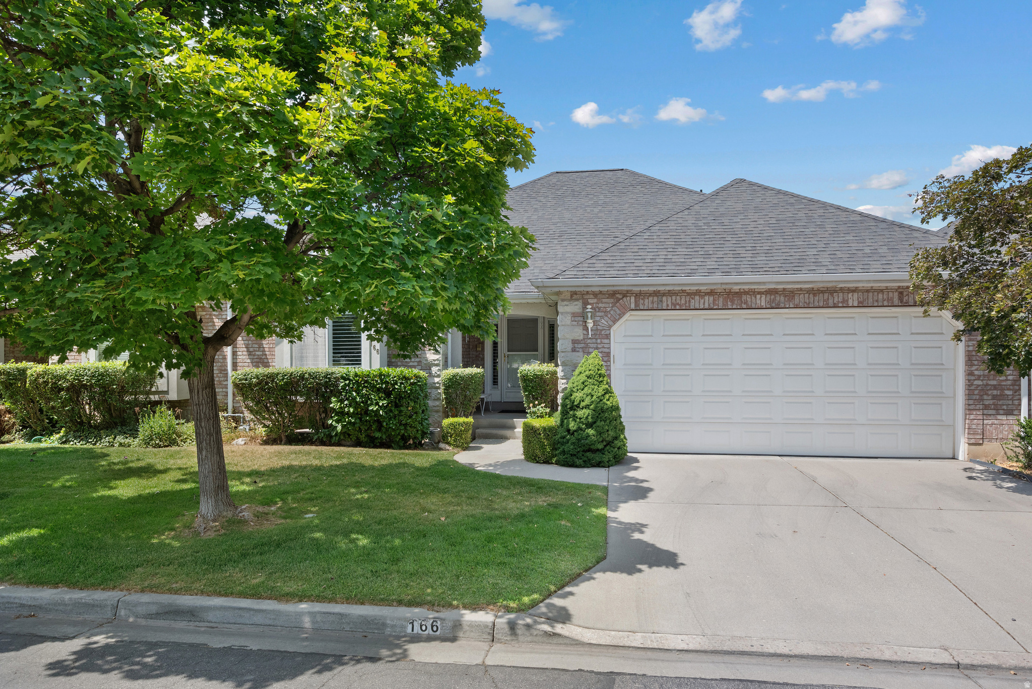166 S RIDGEVIEW DR, Orem, UT 84058 — photo 1