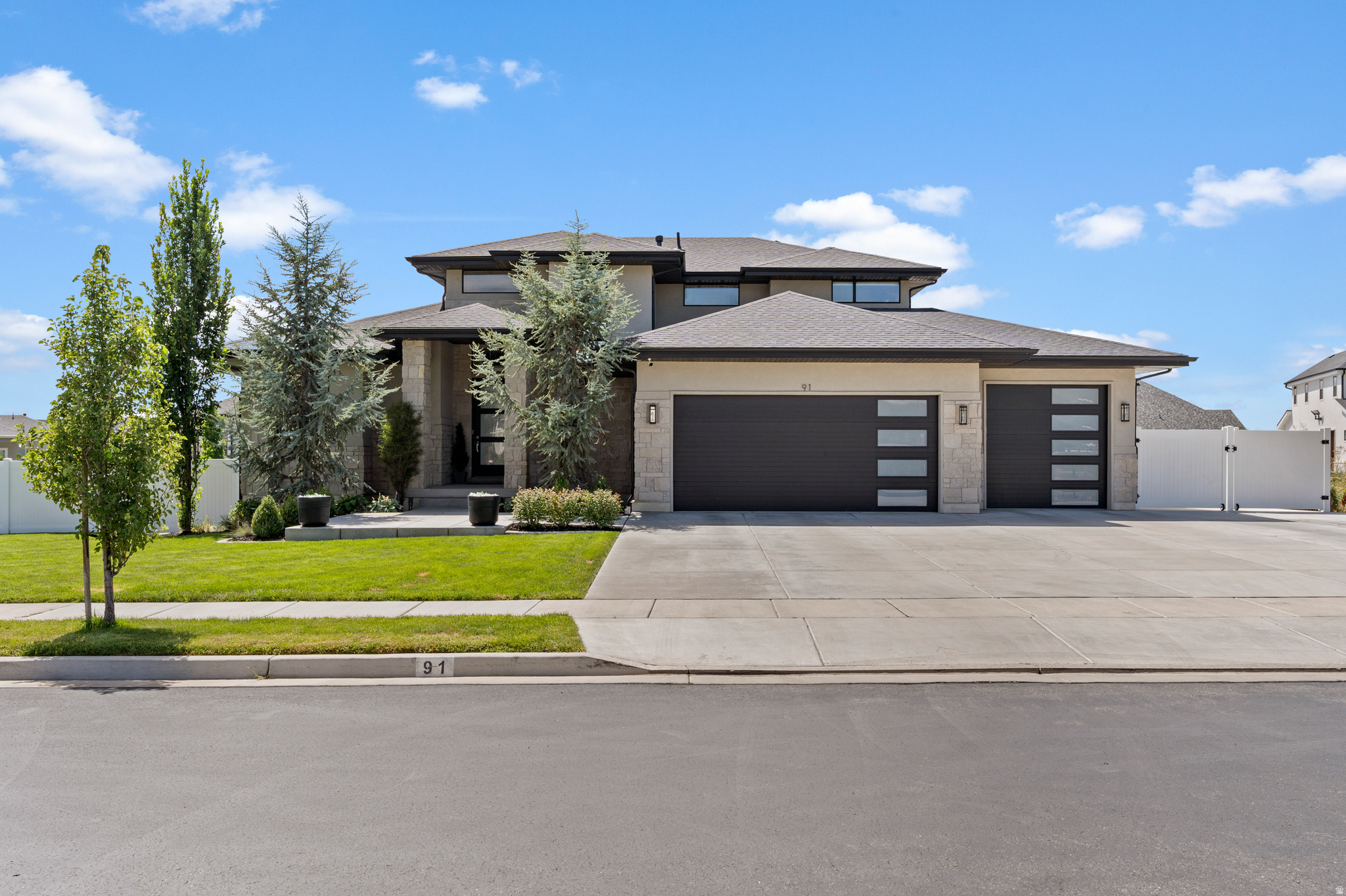 91 N MORNING MIST LN, Kaysville, UT 84037 — photo 1