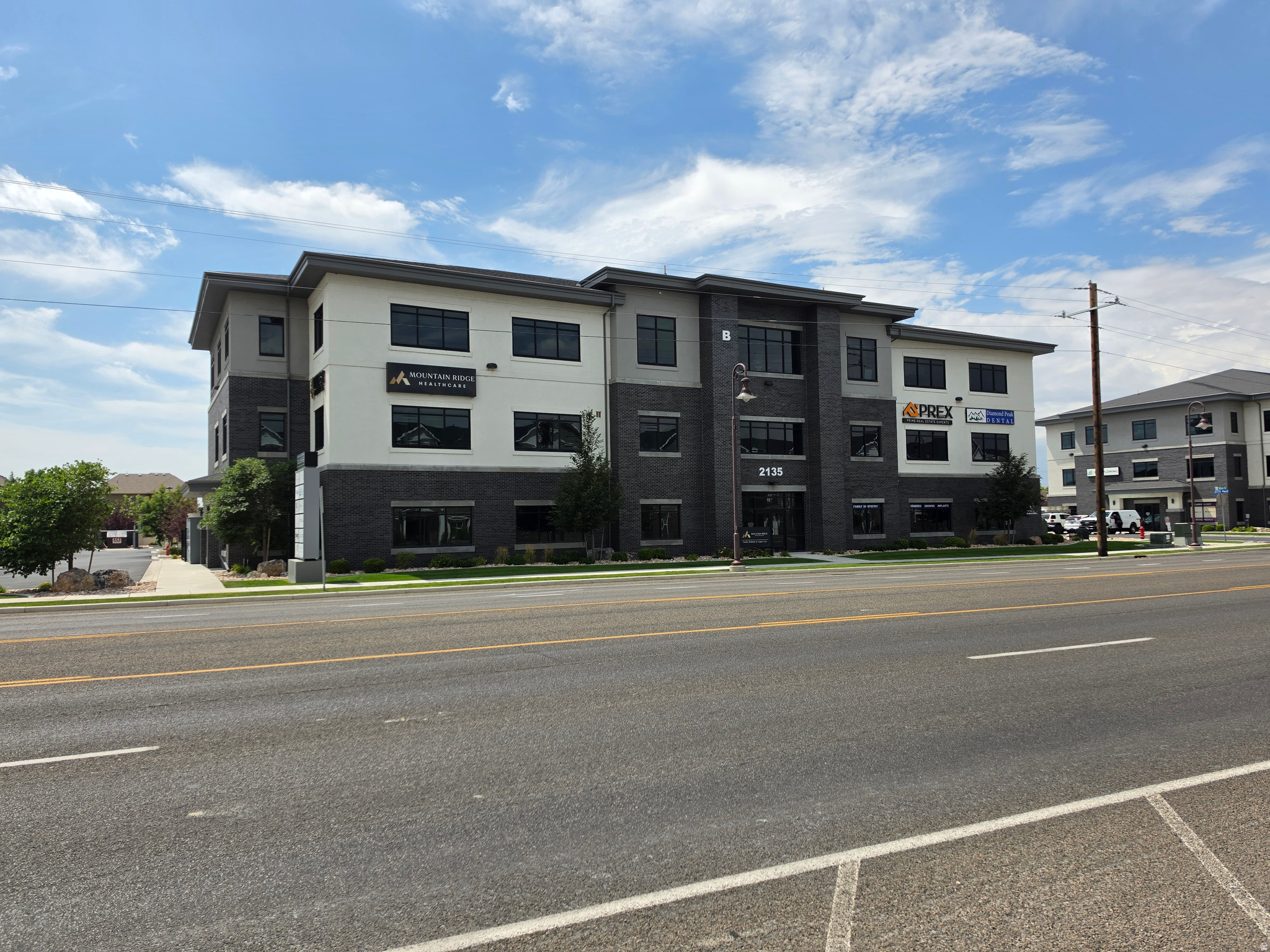 2135 W MAIN ST #B105