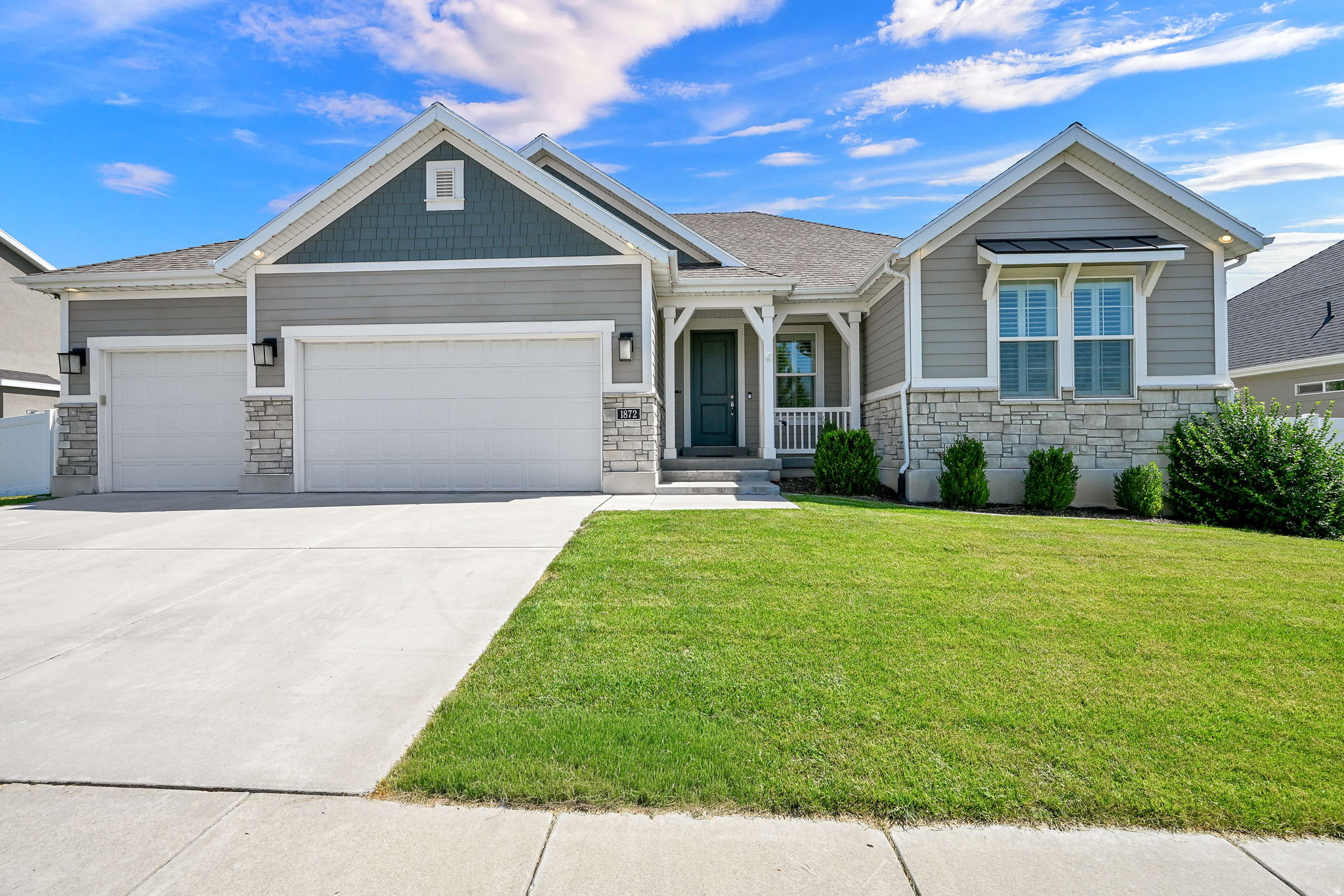 1872 N FROST DR, Farmington, UT 84025 — photo 1