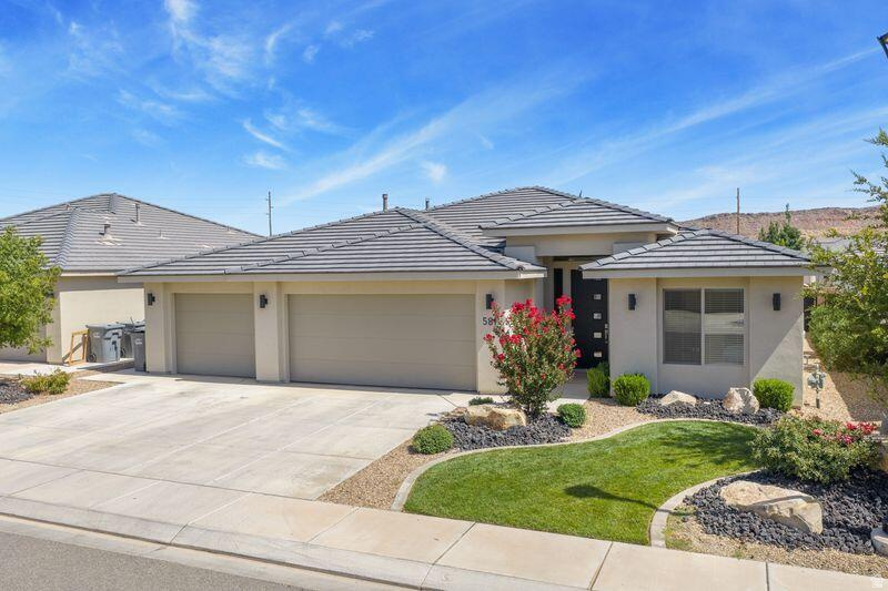 581 S ORANGE DR, Washington, UT 84780 — photo 1