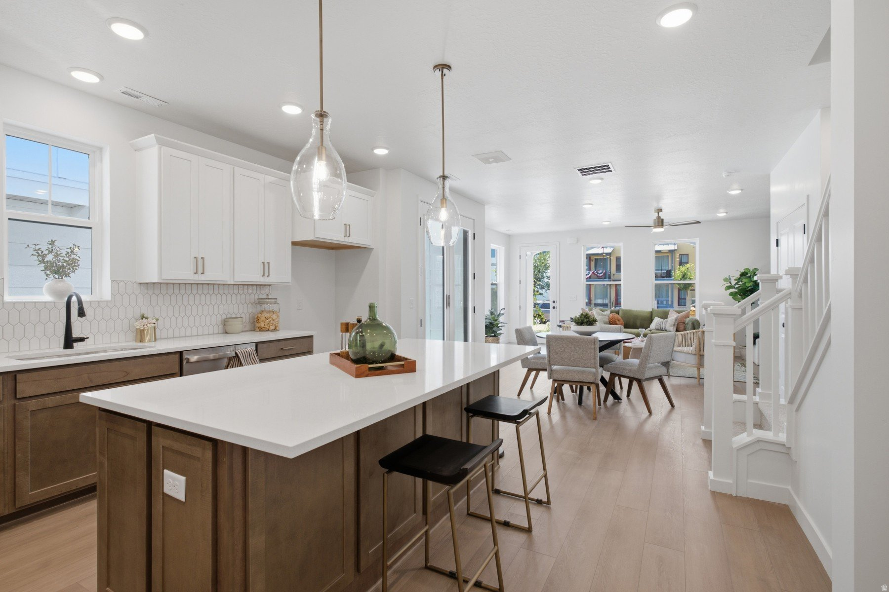 11329 S LAKE RUN RD, South Jordan, UT 84009 — photo 1