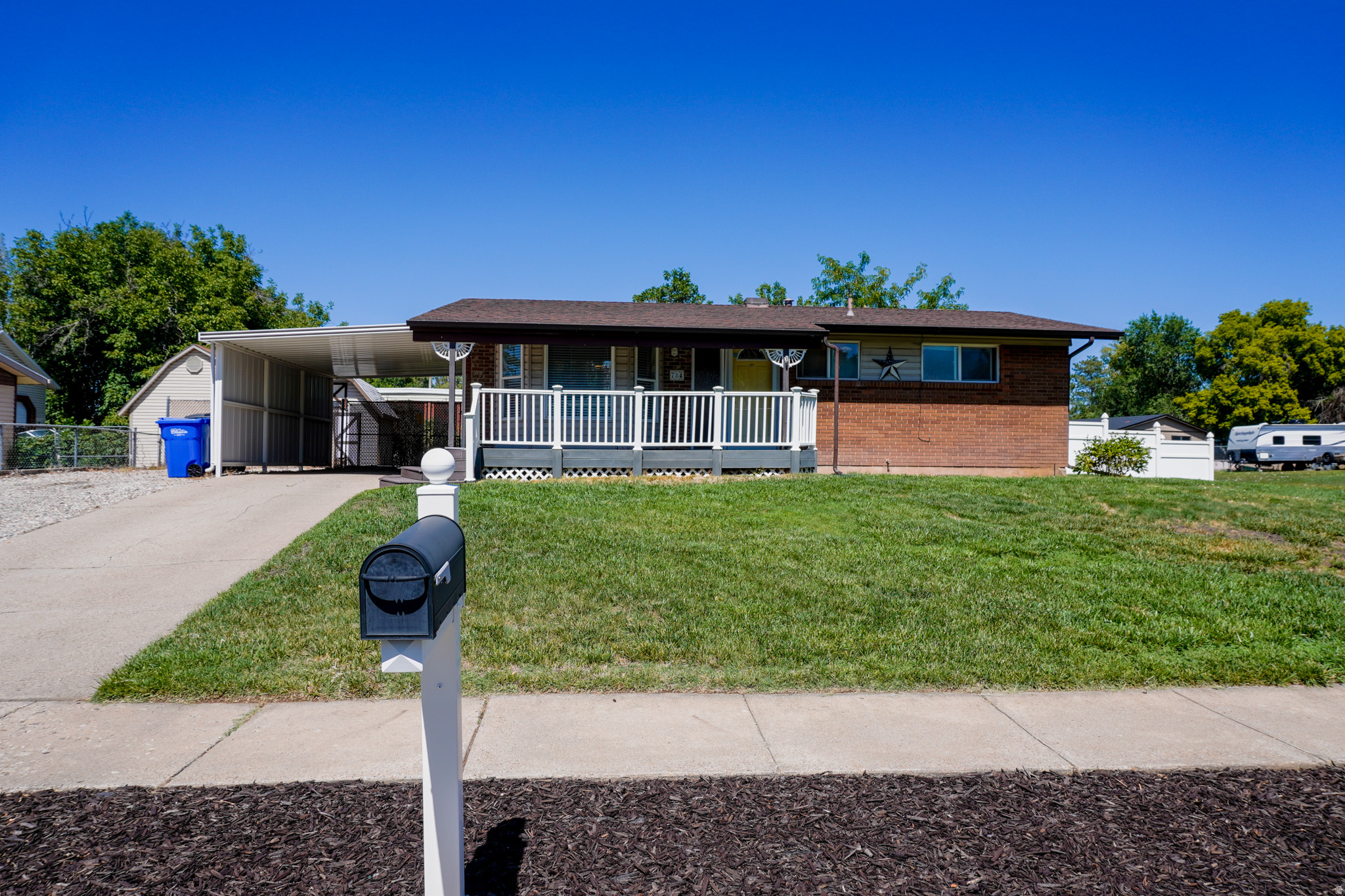 784 W 2550 N, Clinton, UT 84015 — photo 1