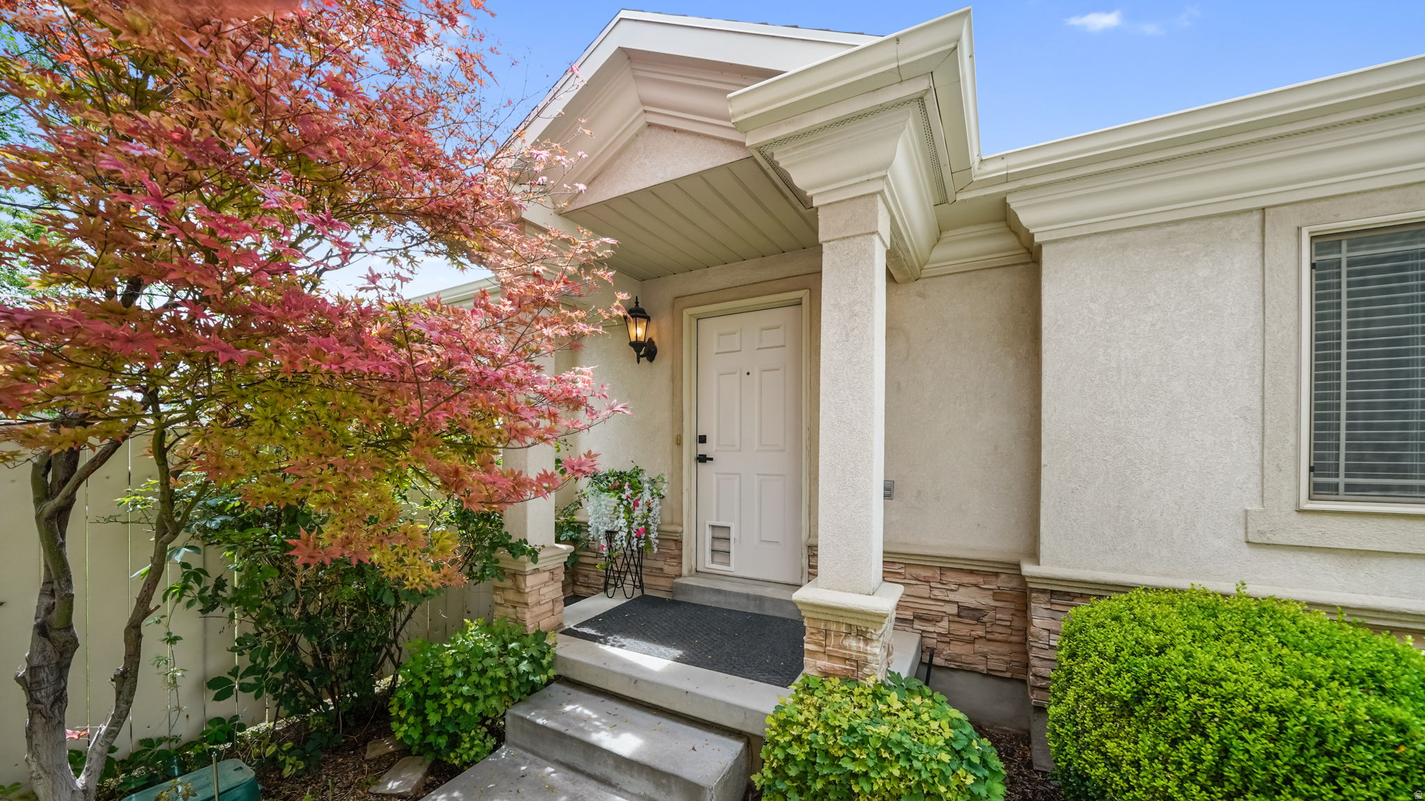 1155 W HOLLOW VIEW WAY, West Jordan, UT 84084 — photo 1