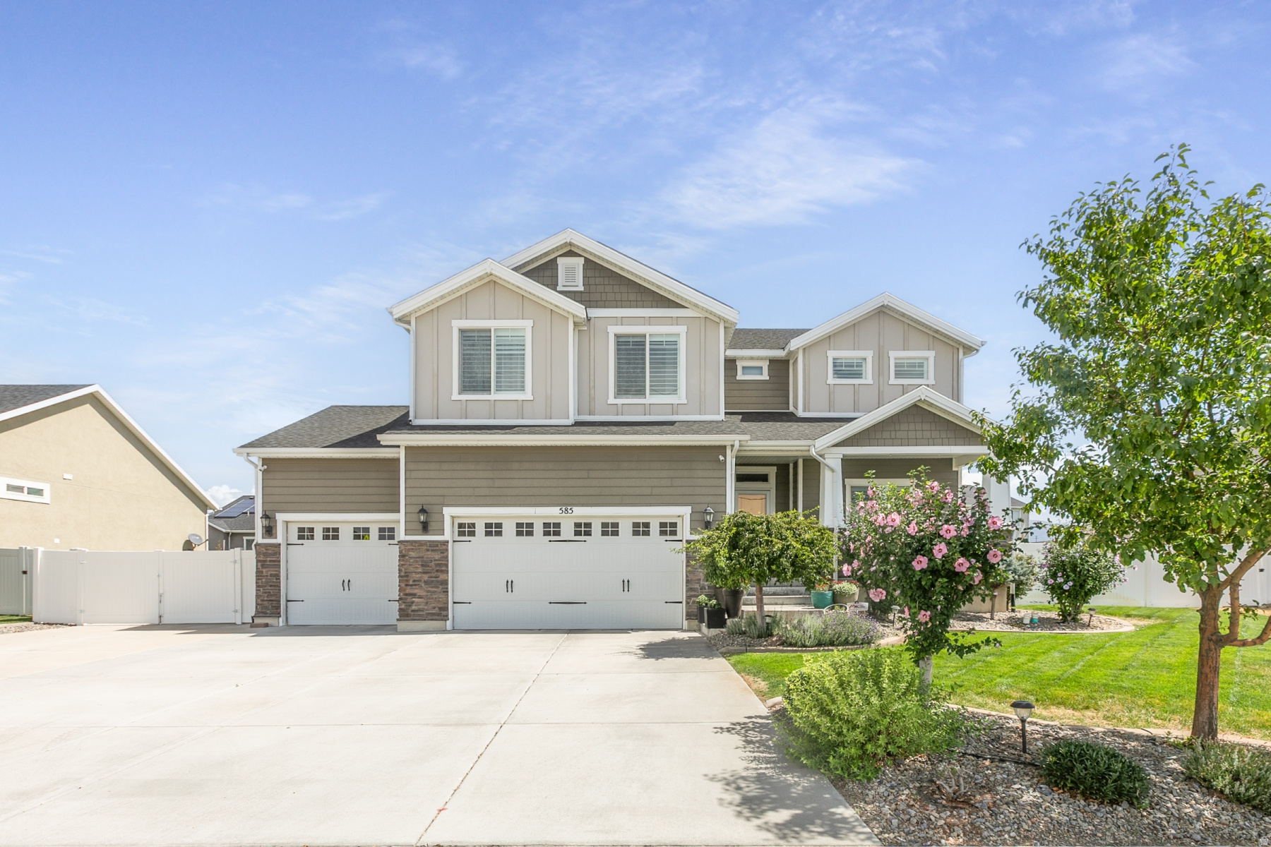 585 S 2200 W, Layton, UT 84041 — photo 1