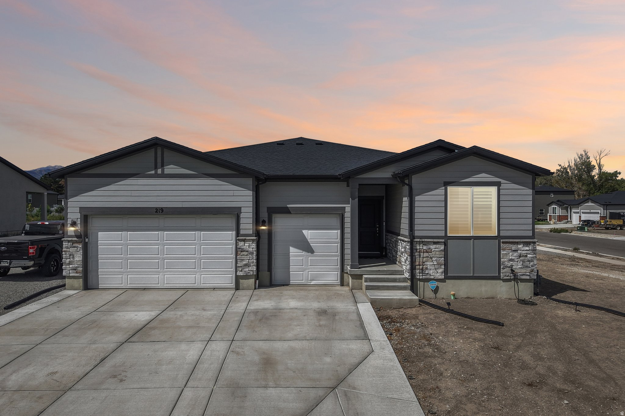 219 N HATCHET DR, Grantsville, UT 84029 — photo 1