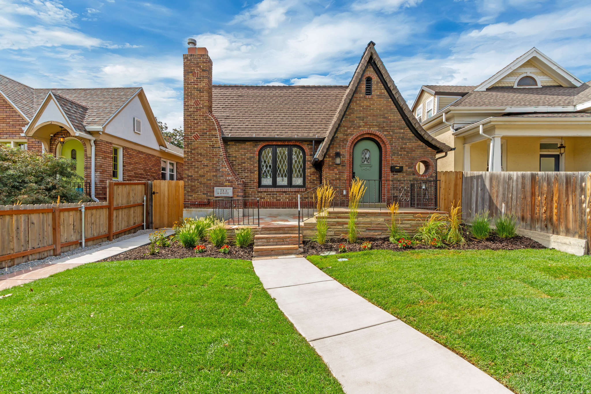 283  B ST, Salt Lake City, UT 84103 — photo 1