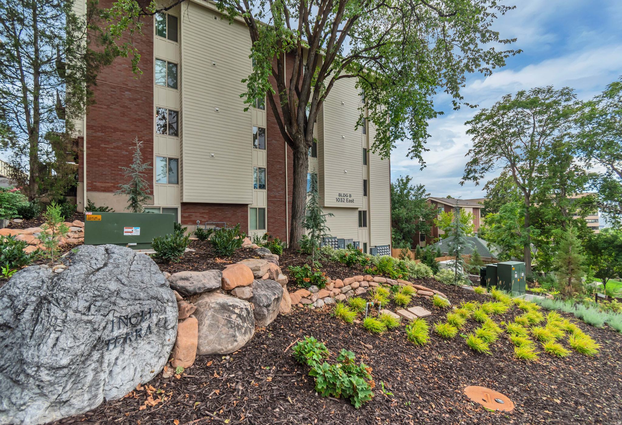 1032 E 400 S #410-B, Salt Lake City, UT 84102 — photo 1