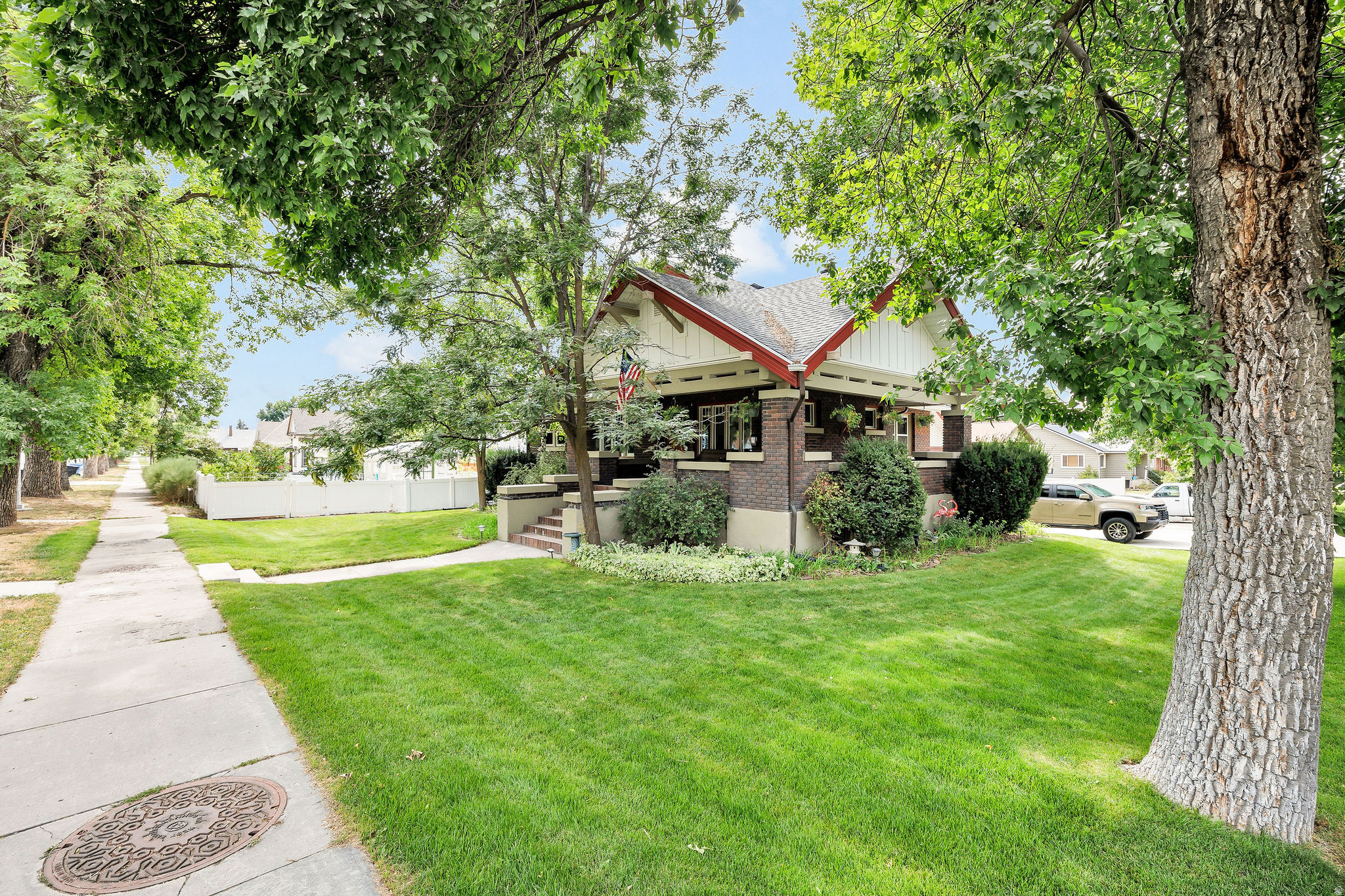 297 N MAIN ST, Smithfield, UT 84335 — photo 1