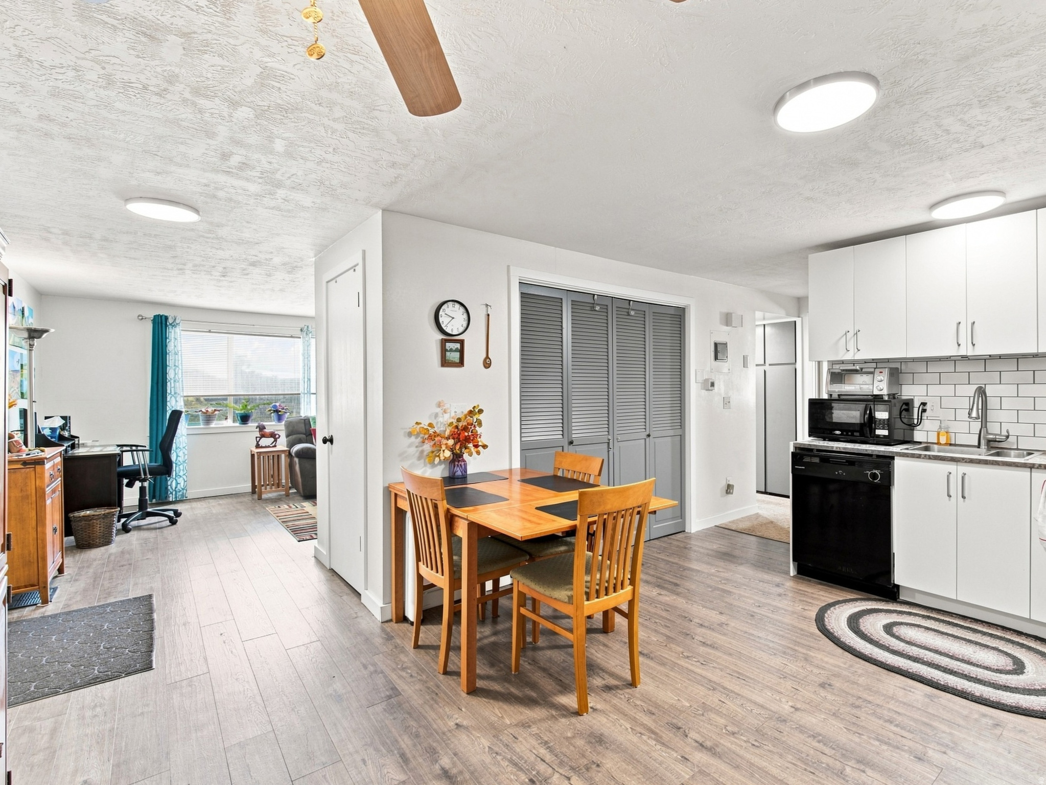 4003 S 300 E #15, Millcreek, UT 84107 — photo 1
