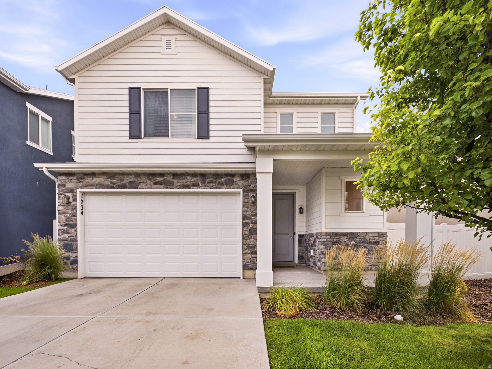 1734 W PARKVIEW DR, Syracuse, UT 84075 — photo 1